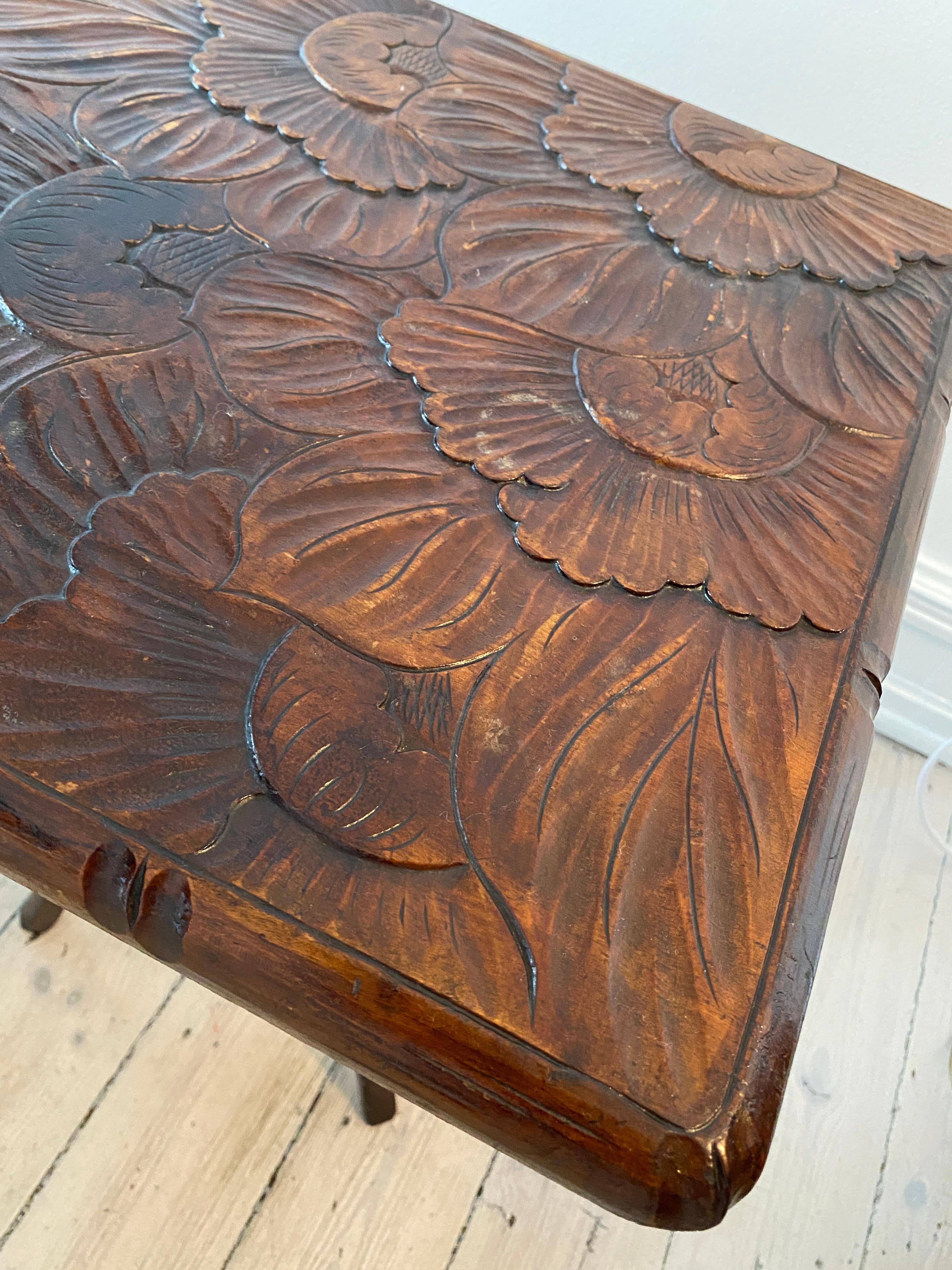 Hand Carved Occasional Side End Lamp Table, 1905 Liberty's London  In Good Condition For Sale In Haddonfield, NJ