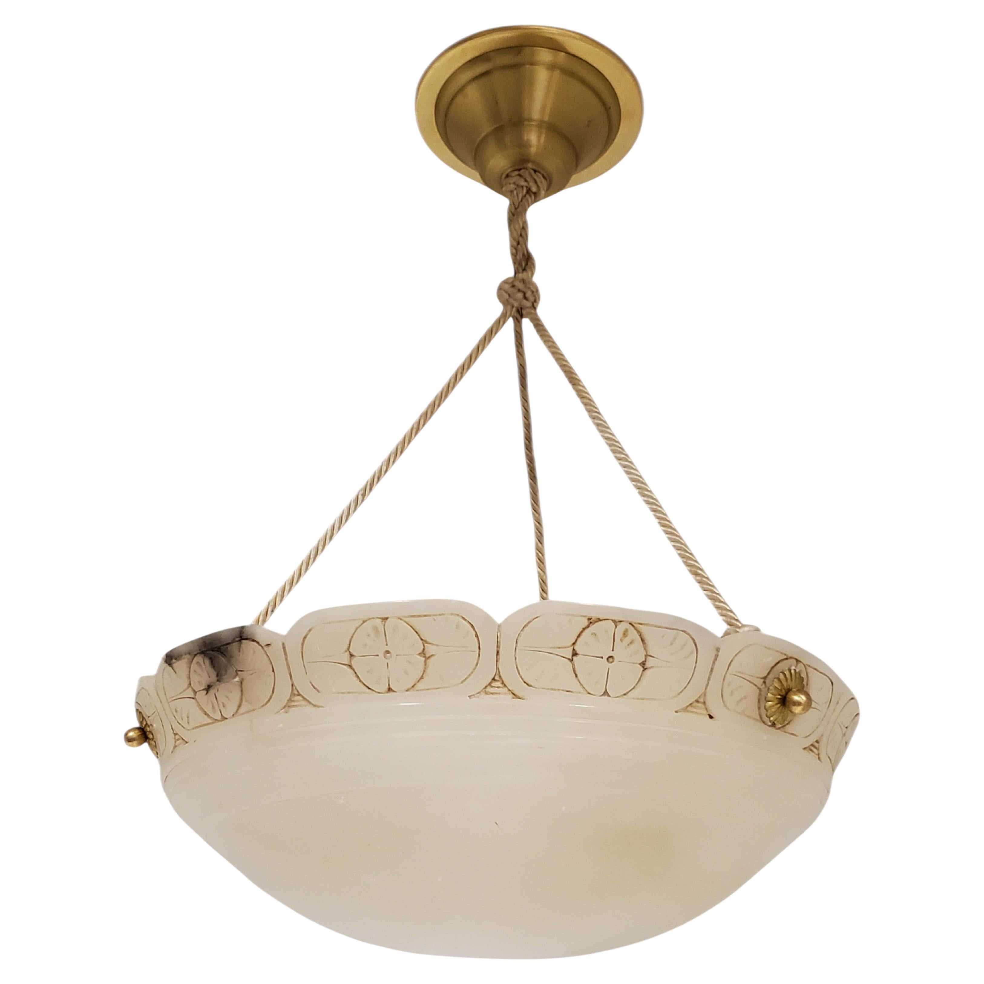Hand carved off white original alabaster w/ border rim detail, rope + brass trim For Sale 7