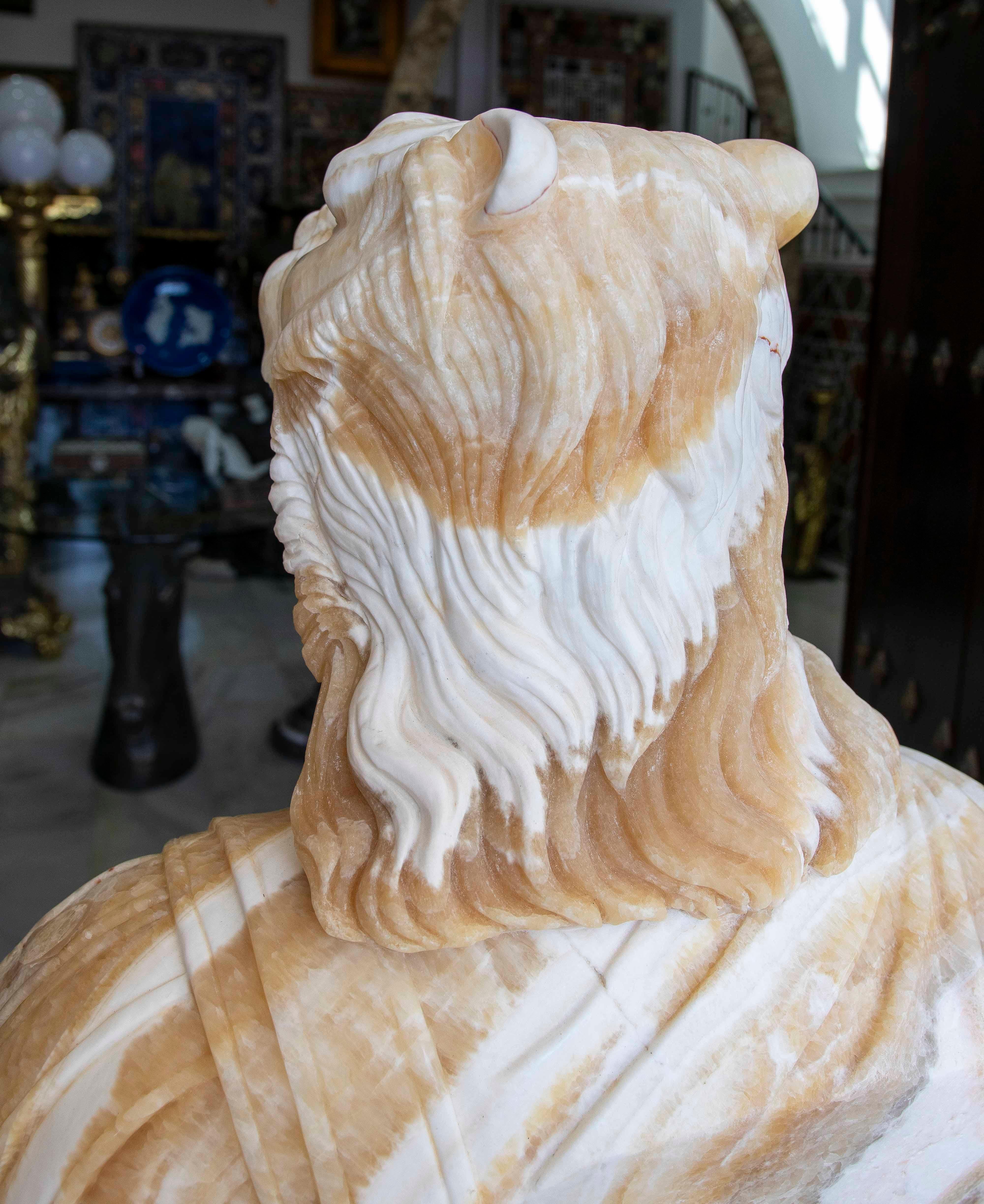 Busto in onice e marmo scolpito a mano di Mitridate VI con base in vendita 14