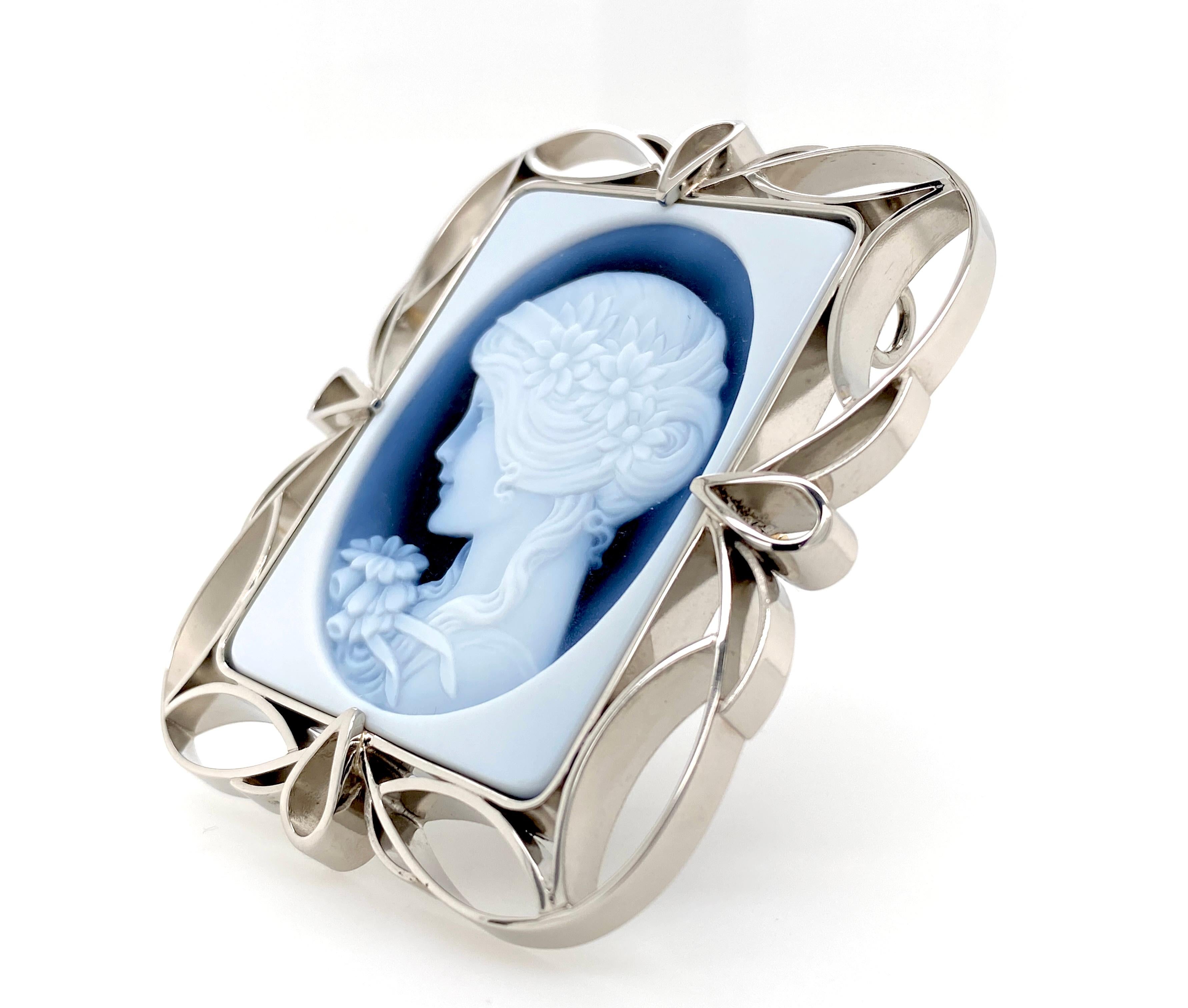 Flower Girl Creation.
At Creations Jewellers we are passionate about the craft of handmade jewellery in the modern world. This onyx (Brazilian agate layer) Cameo was hand carved in 1980 and sourced from the Roth family famous in Germany for their
