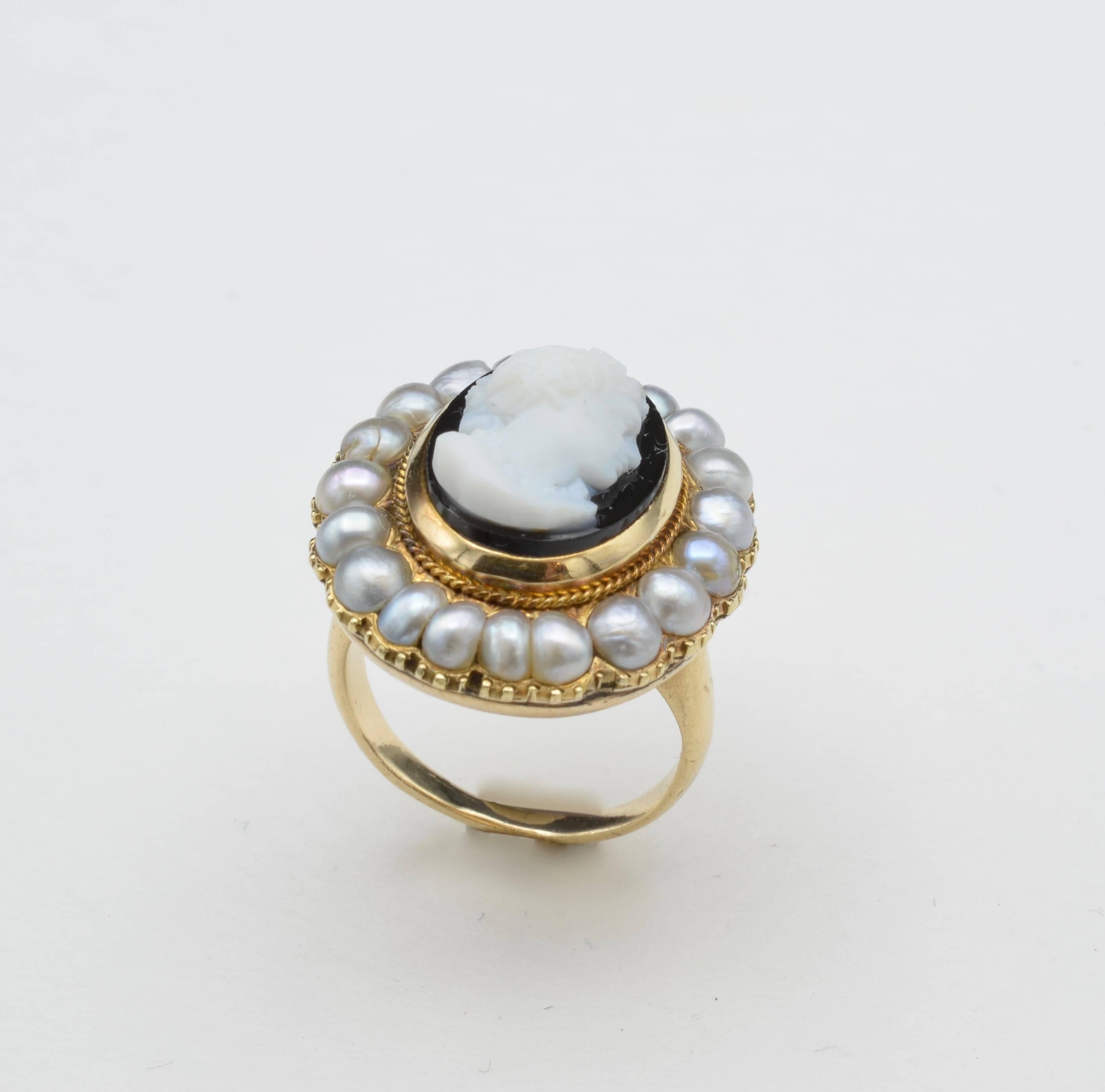 Hand-Carved Onyx Cameo Ring with Pearl Halo from Napoleon III in 18 Karat Gold In Excellent Condition For Sale In Berkeley, CA