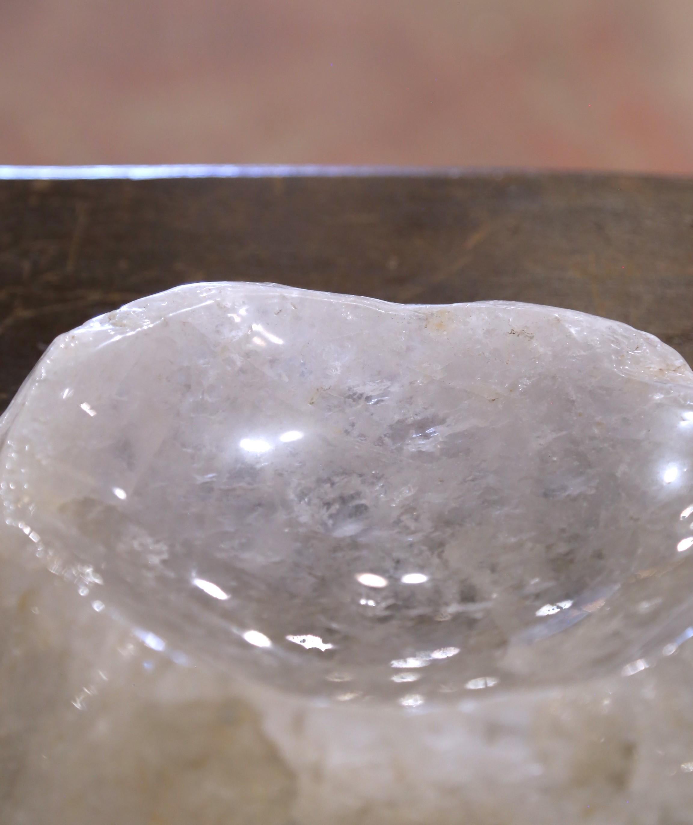 Hand Carved Organic Rock Crystal Quartz Decorative Bowl Vide-Poche For Sale 1