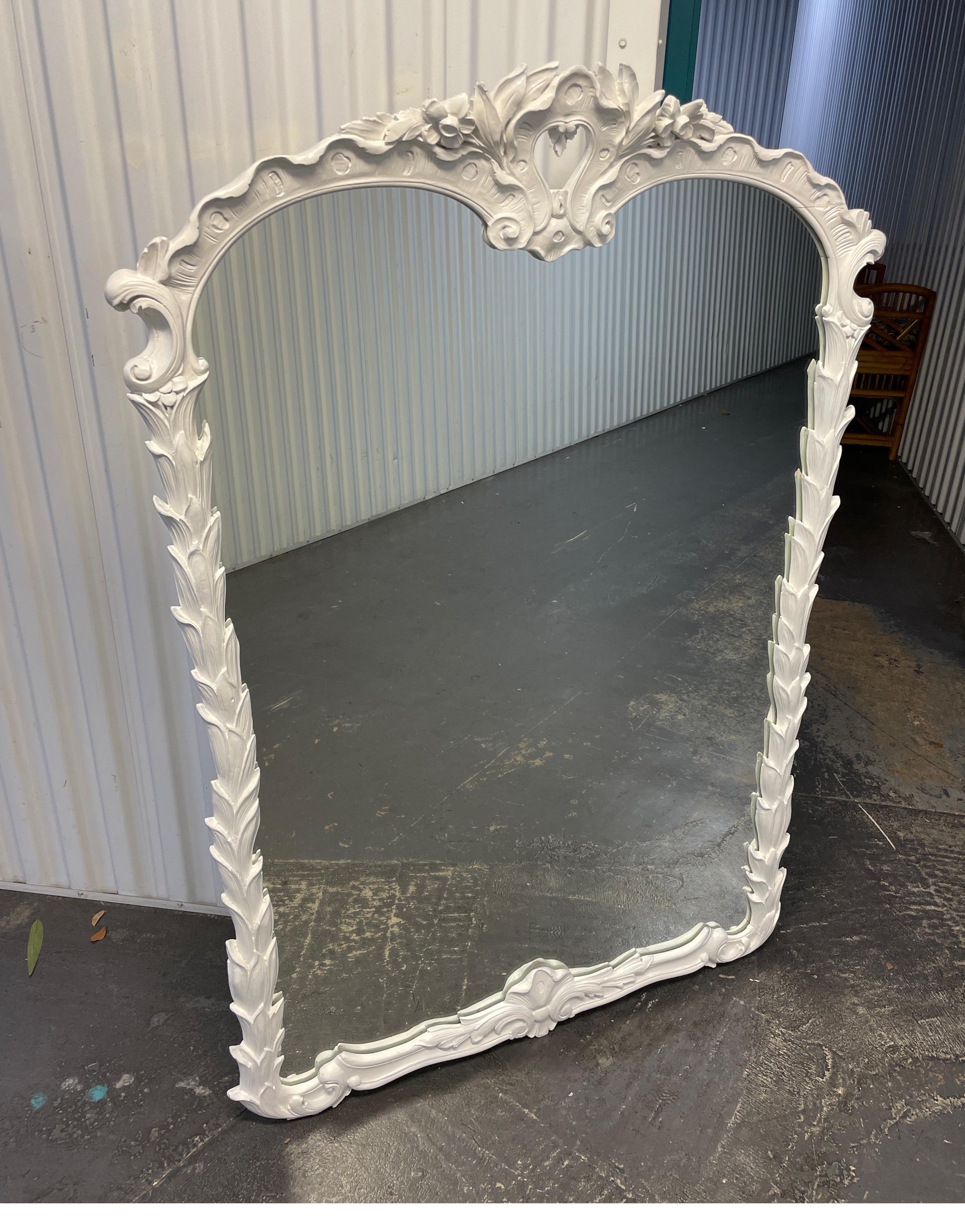 Hand Carved & Painted Italian Mirror In Good Condition For Sale In West Palm Beach, FL