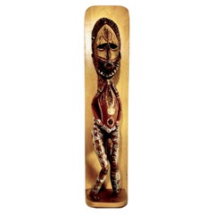 Figura de espíritu ancestral de madera pintada y tallada a mano de Papúa Nueva Guinea