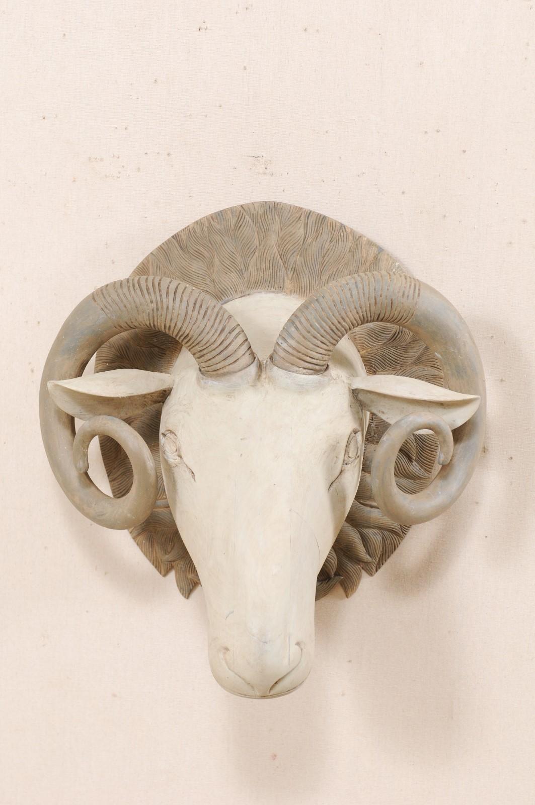 rams head ornament