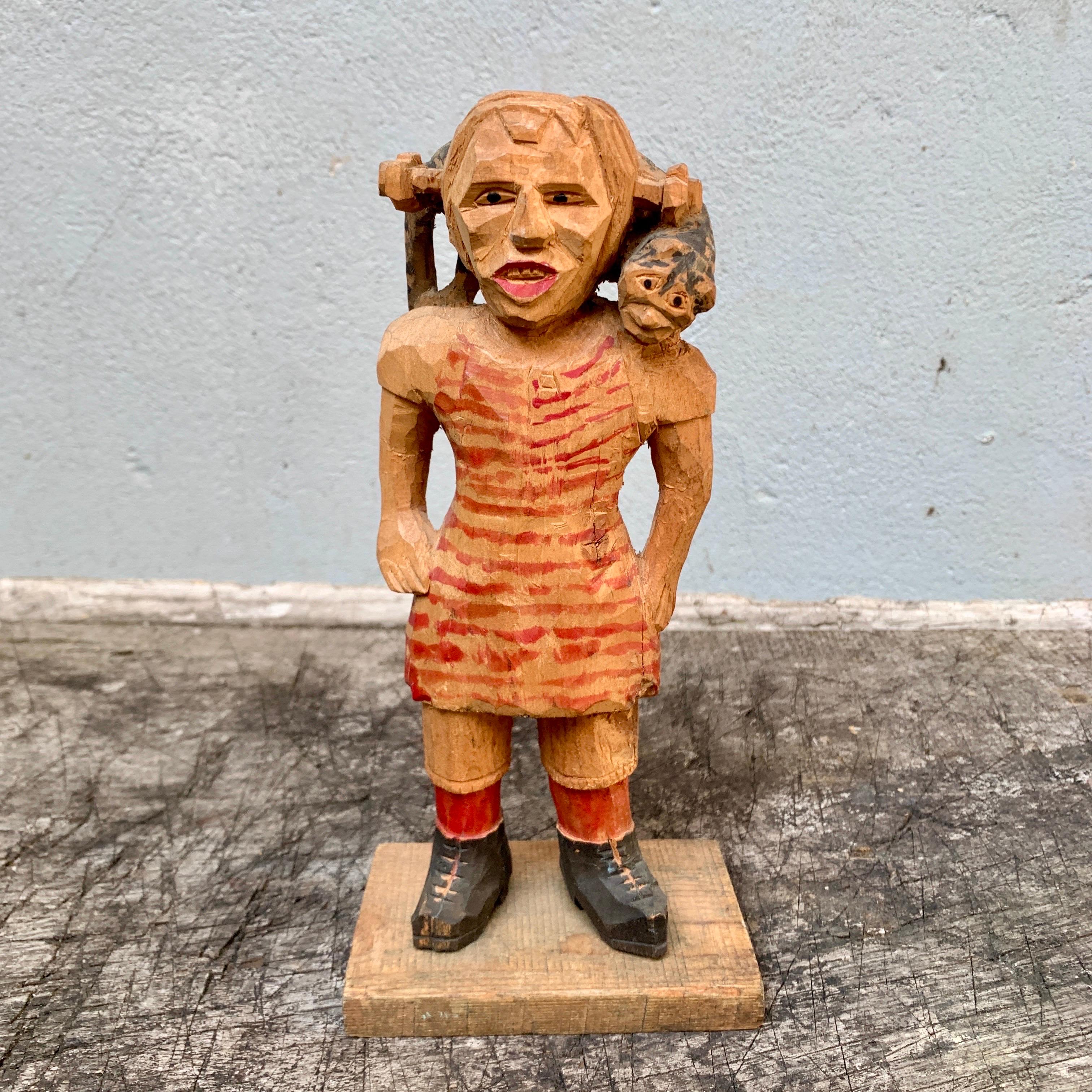 Figura de madera pintada a mano de Pippi Calzaslargas Sueco en venta