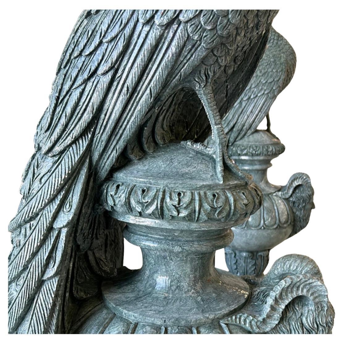 Marmo Statue di pavone intagliate a mano in vendita