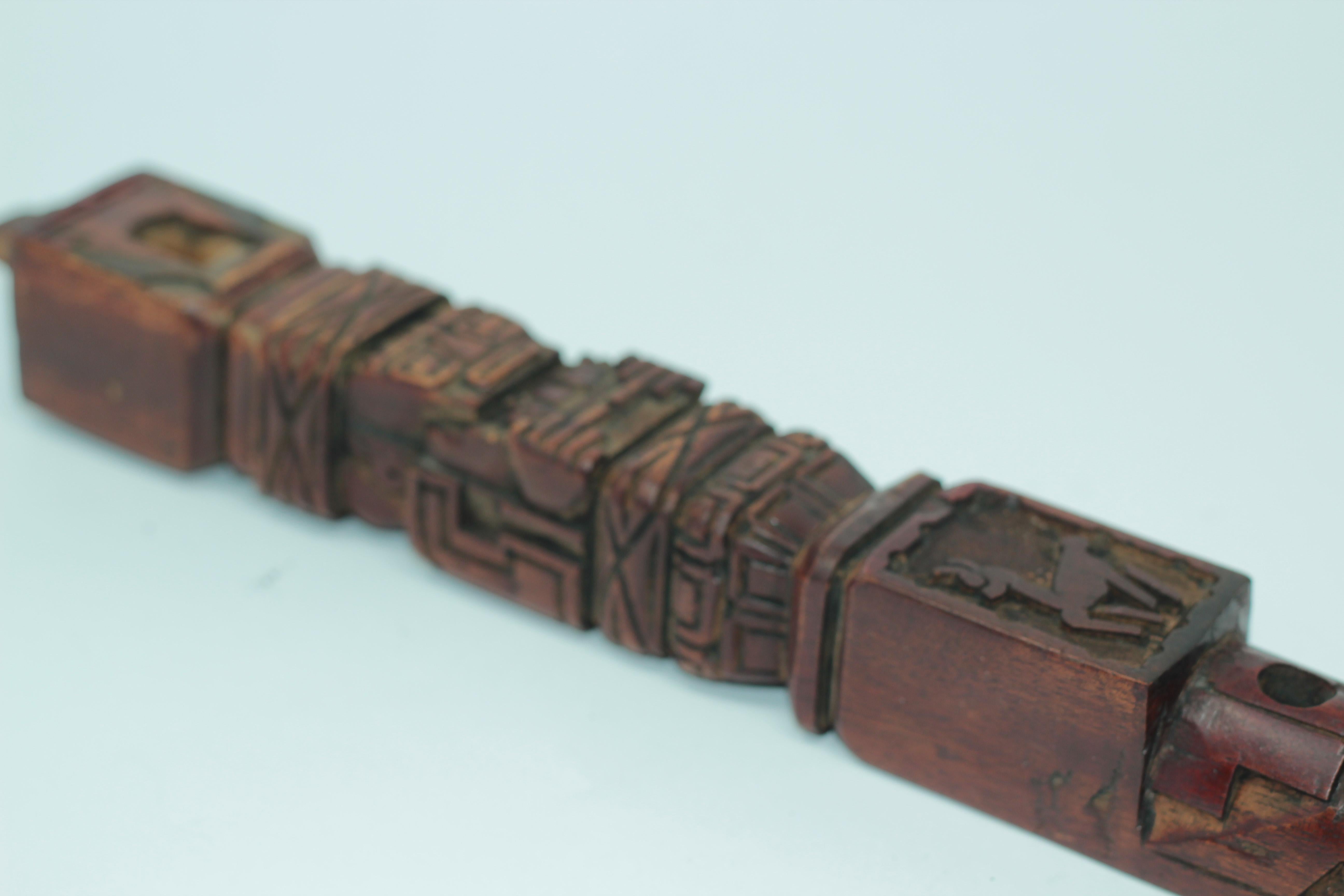 Antique Peruvian Inca flute, beautiful hand carved wooden flute.
Inca Tarka Peru wooden Quena flute.
Hand carved and hand painted the quena is a traditional Andean flute commonly used in many areas of traditional Peruvian and Bolivian music. The
