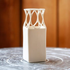 Vaso per boccioli in porcellana intagliato a mano n. 2 - Trama ovale