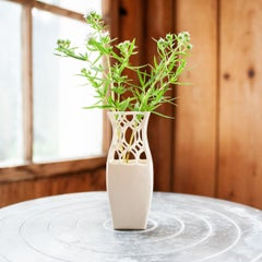Vaso per boccioli in porcellana intagliato a mano n. 6 – Trama ovale