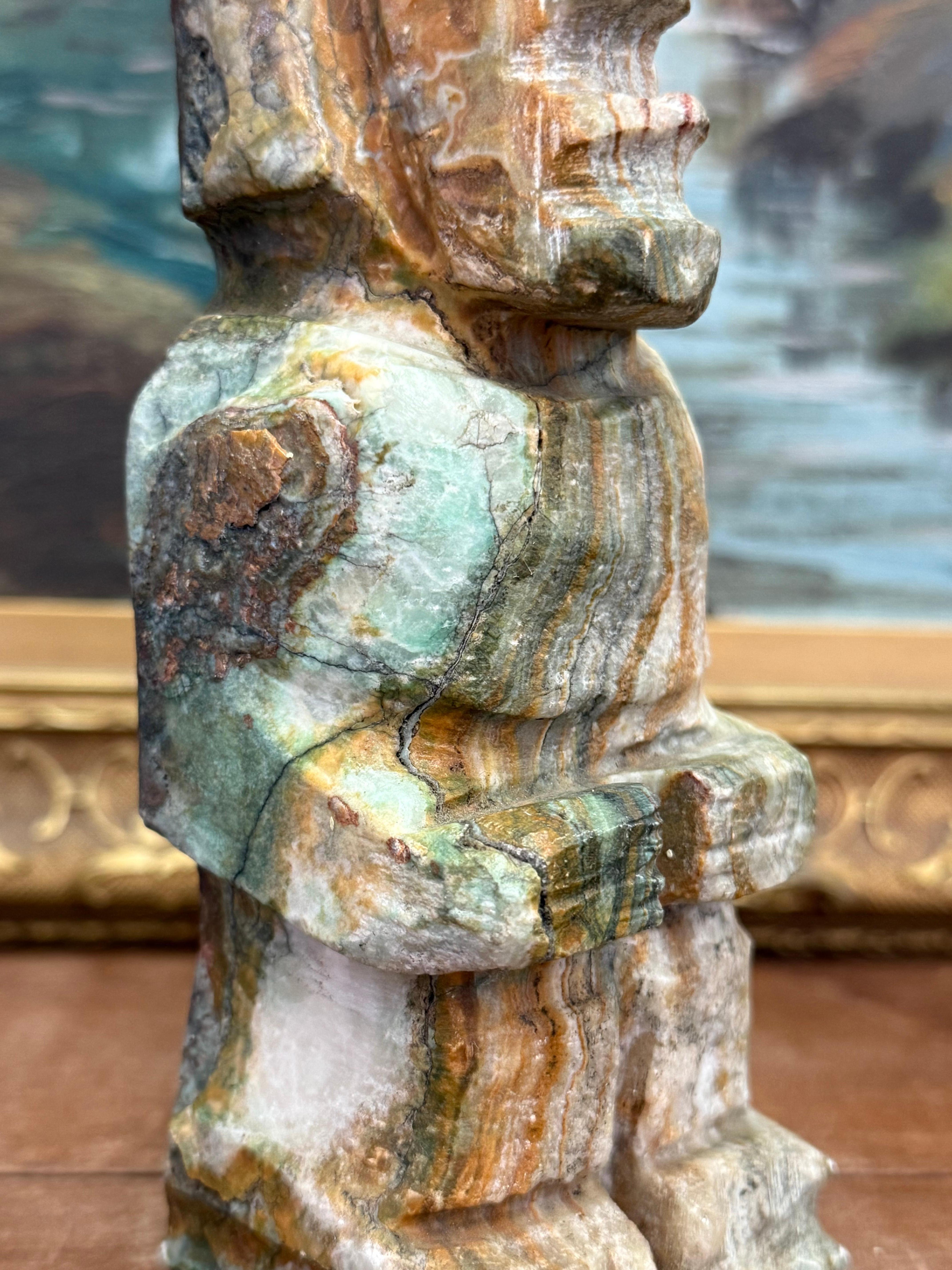 Fine XX secolo Statua in pietra di onice scolpita a mano - Statuetta unica di ispirazione tribale in vendita