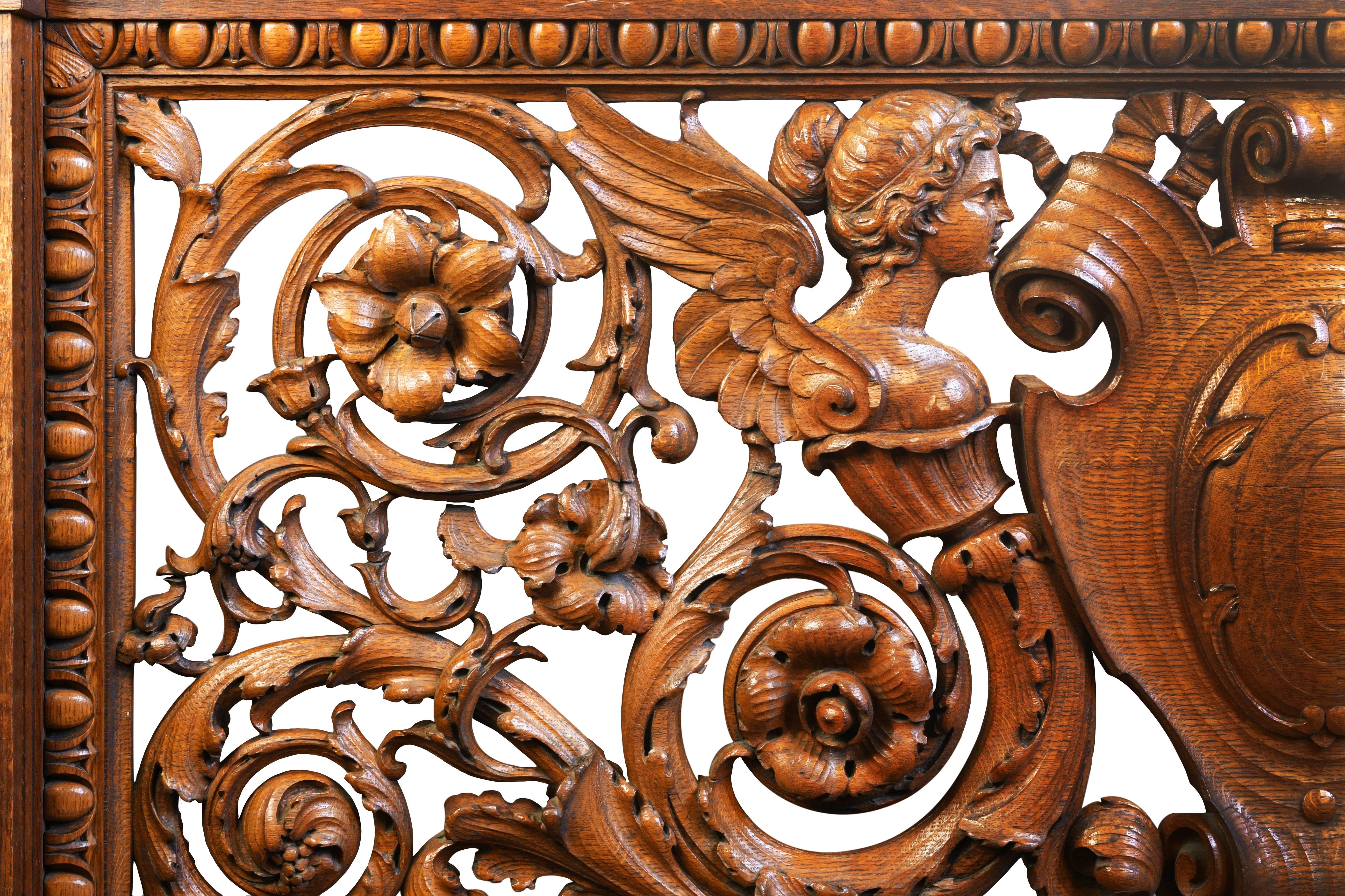 Hand-Carved Quarter Sawn Oak Banister, circa 1891 2