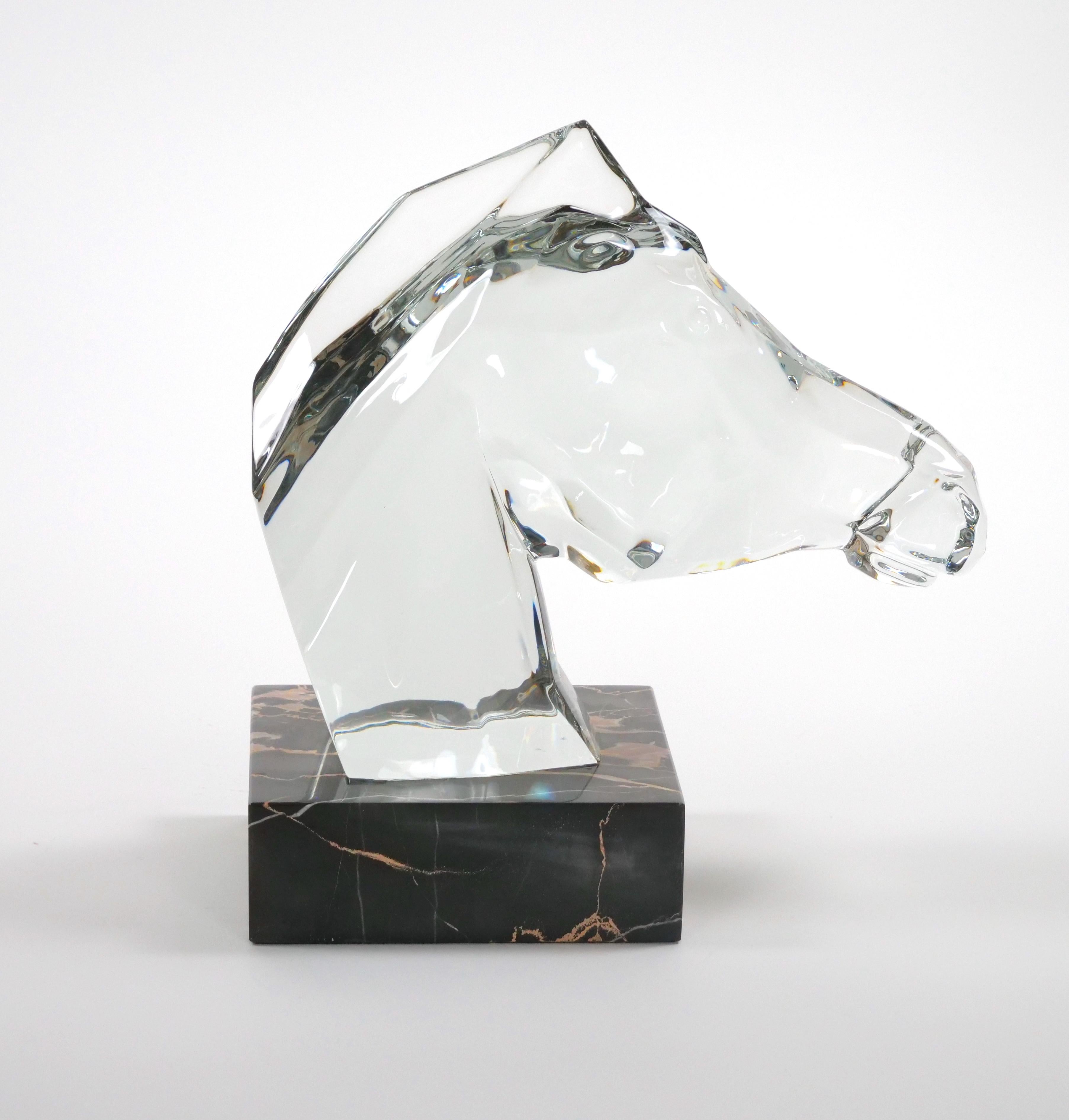 Hand-Carved Rock Crystal Equo Case  Horse Head / Marble Base Sculpture For Sale 7