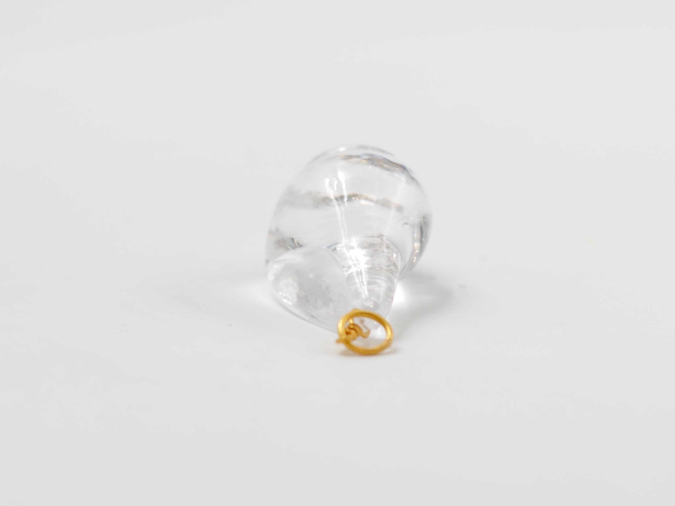 Women's or Men's Hand Carved Rock Crystal Quartz Shell 22 Karat Gold Gemstone Medium Size Pendant For Sale