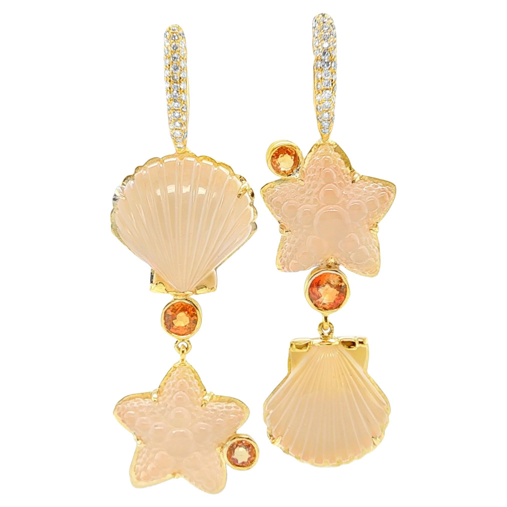 Orecchini in oro 18k con stelle marine e conchiglie di quarzo rosa intagliate a mano