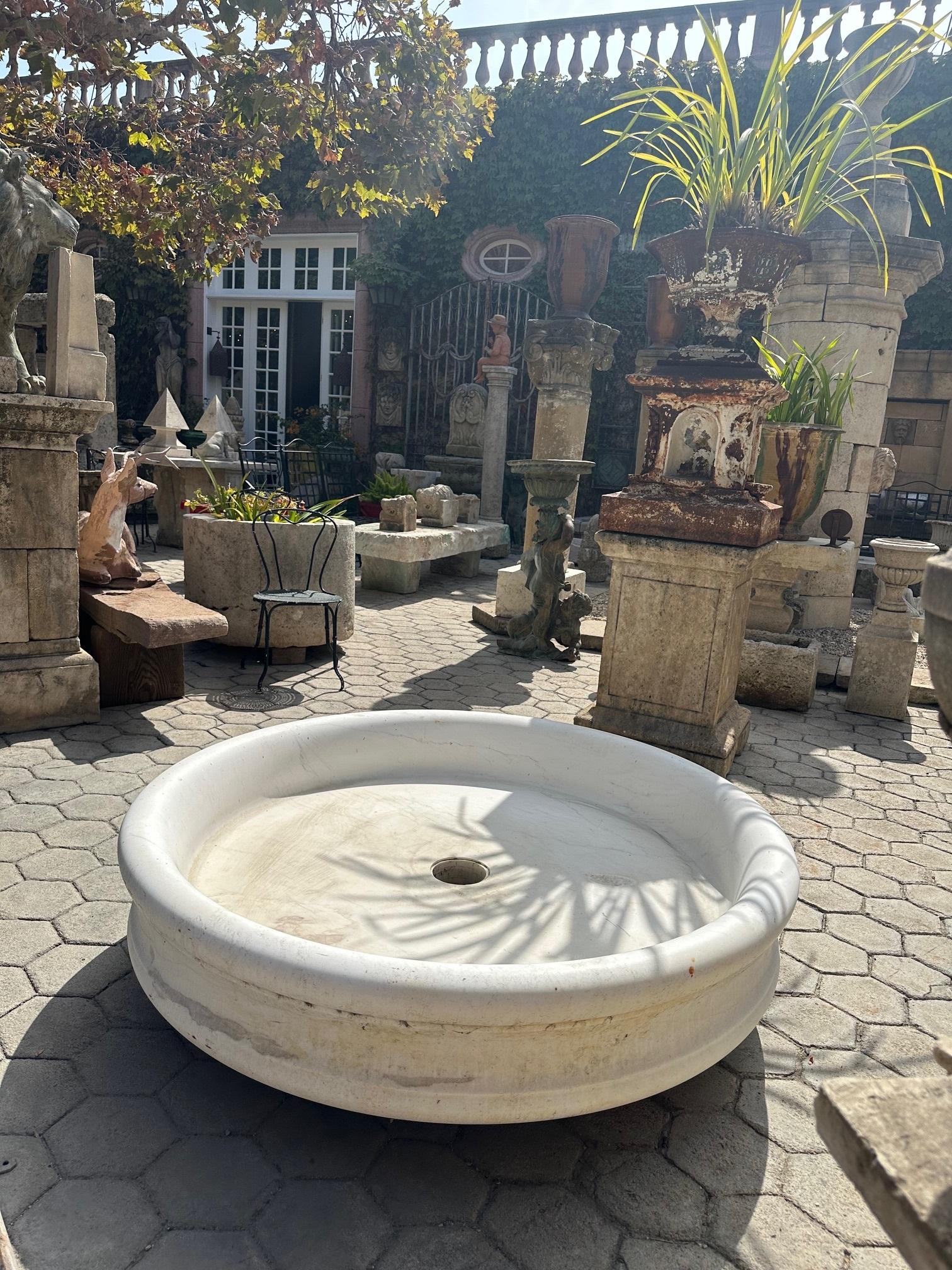 Hand Carved Round White Marble Shower Tub Basin Antique Water Center Fountain CA For Sale 6