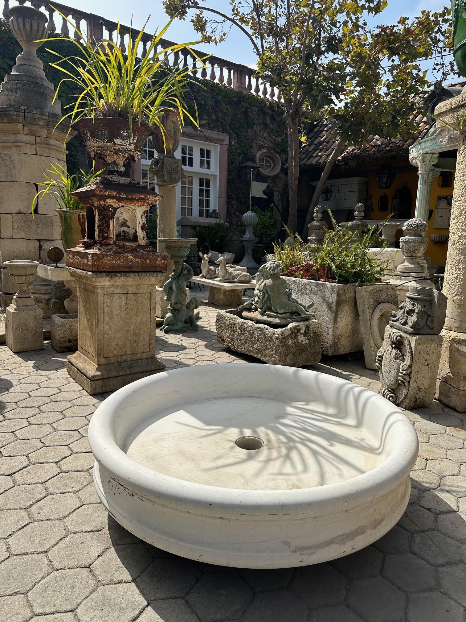 Hand Carved Round White Marble Shower Tub Basin Antique Water Center Fountain CA For Sale 8
