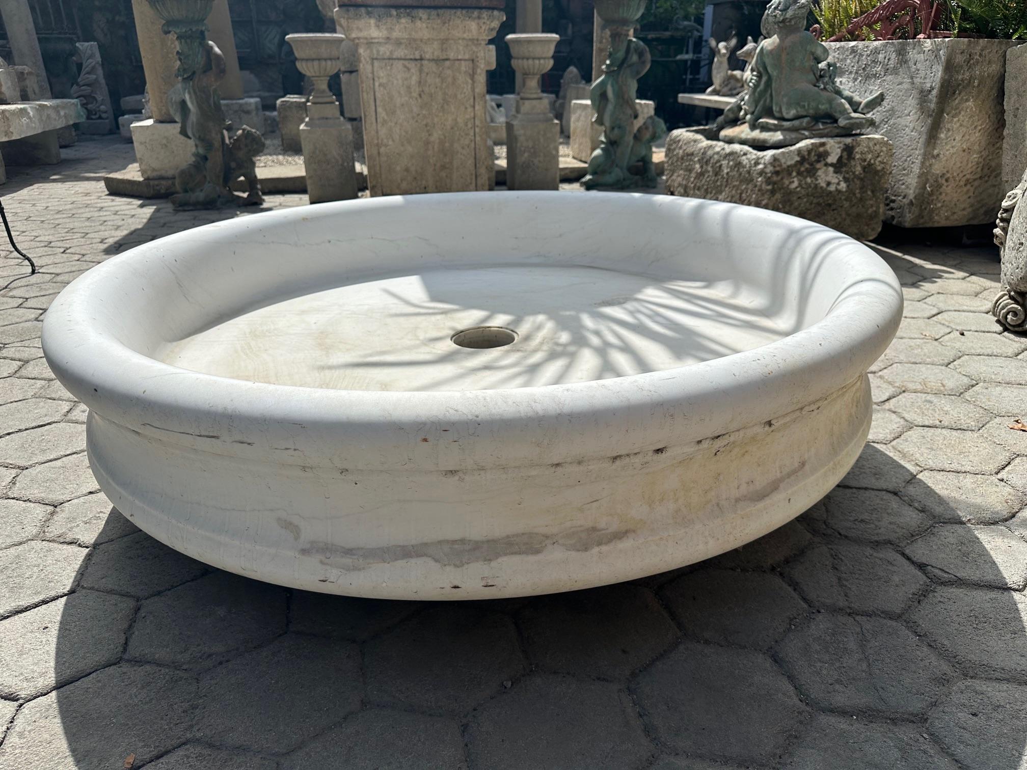 Hand Carved Round White Marble Shower Tub Basin Antique Water Center Fountain CA For Sale 3