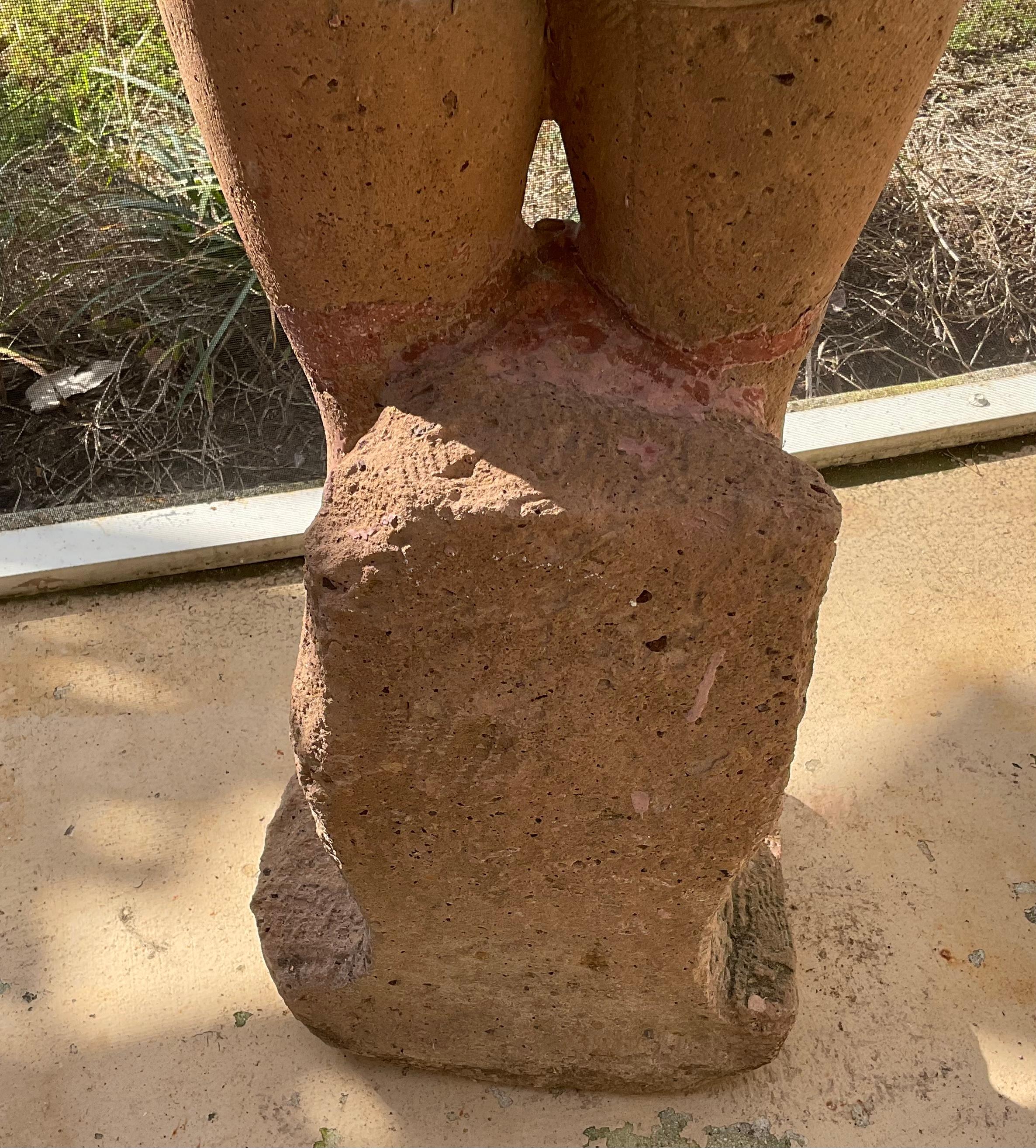 Handgeschnitzte weibliche Sandstein-Skulptur im Angebot 8