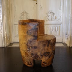 Chaise sculptée à la main en forme de souche d'arbre de méditation africaine