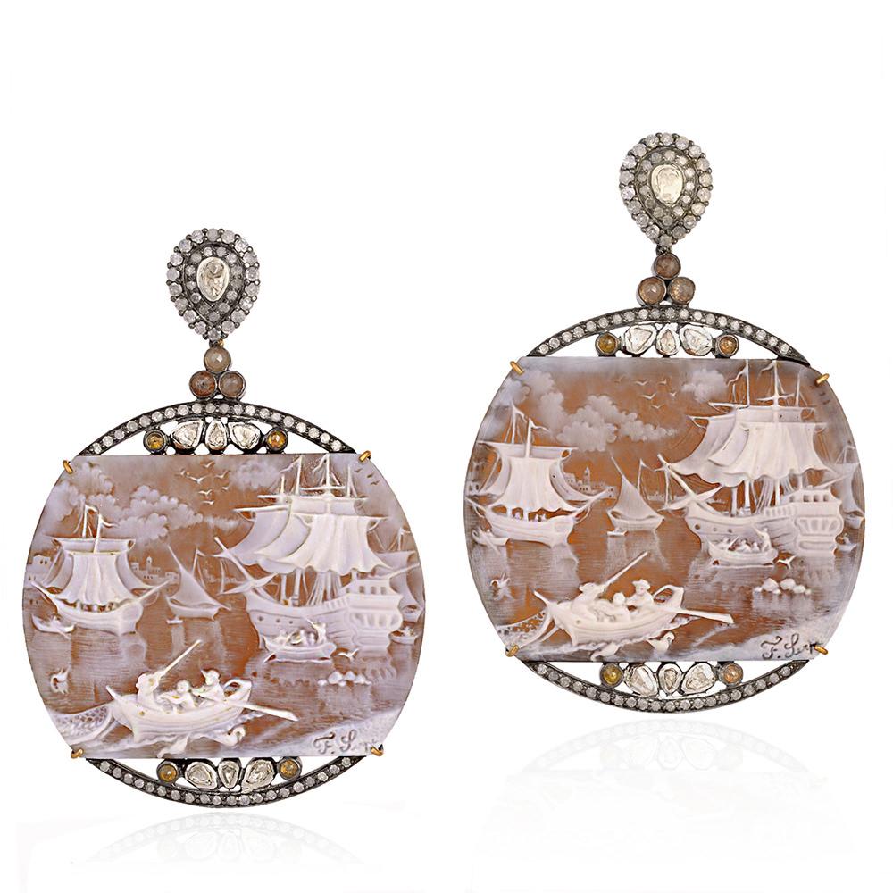 Hand-Carved Shell Cameo Earring with Diamonds In New Condition In New York, NY