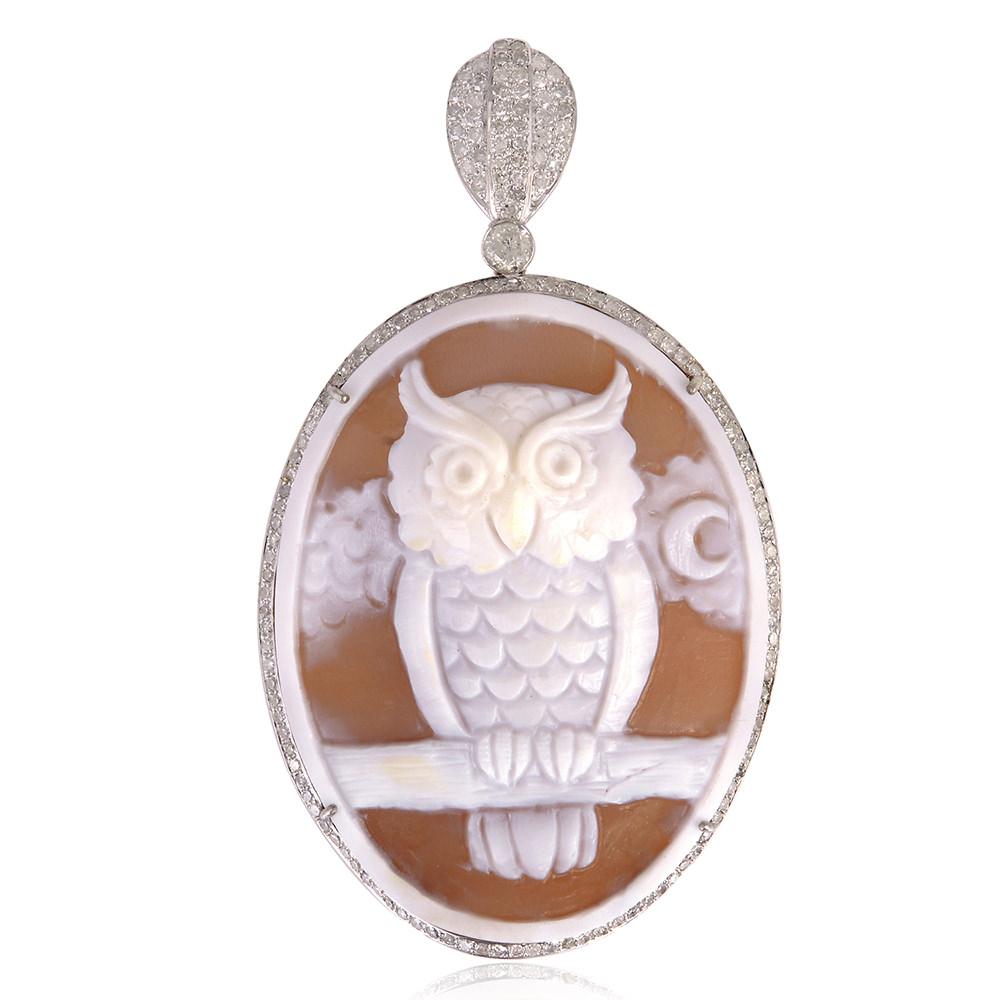 Artisan Hand-Carved Shell Cameo Owl Pendant with Diamonds Around in 18 Karat Gold For Sale