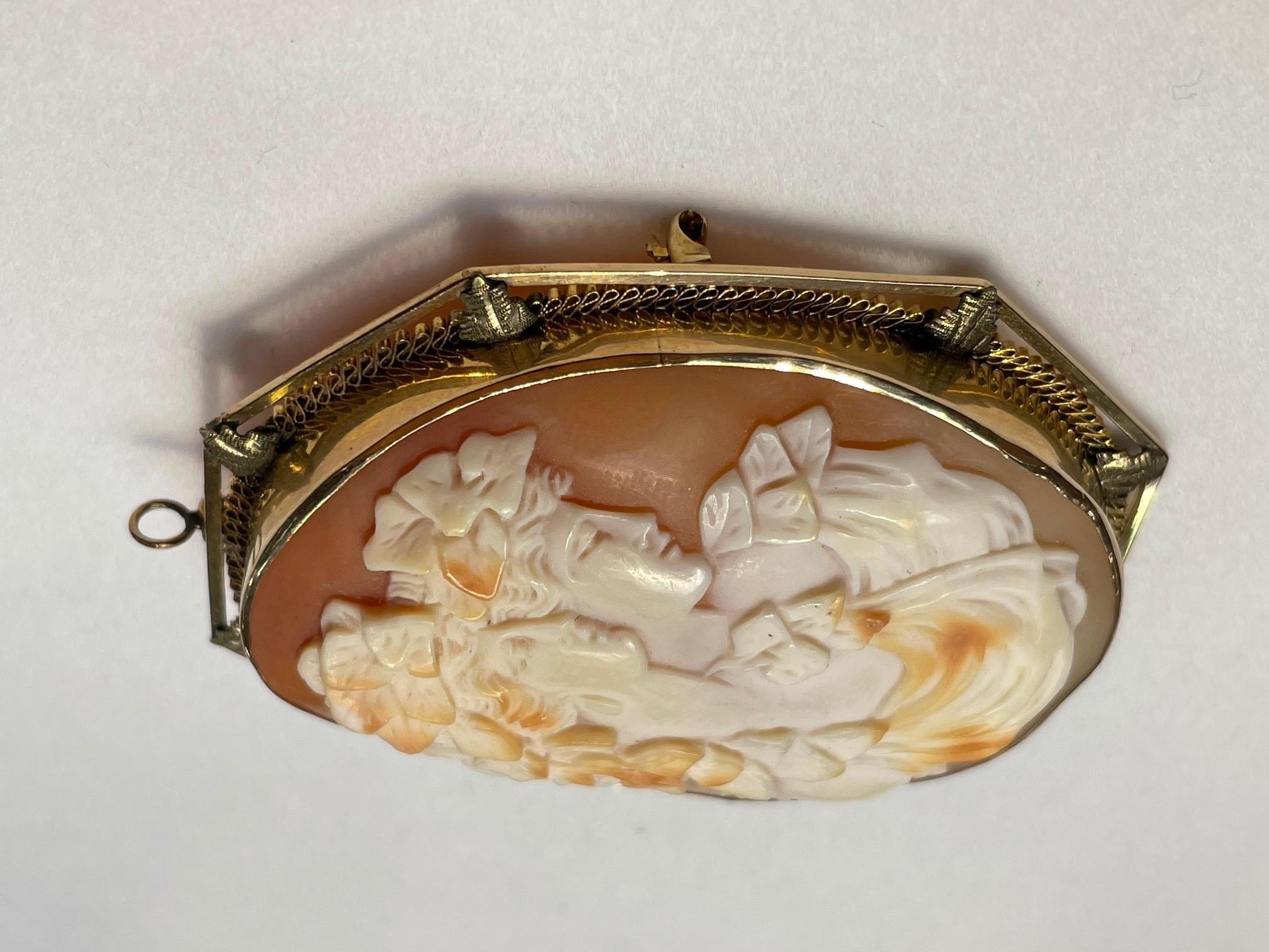 Women's Hand Carved Shell Portrait Cameo Yellow Gold Pin Pendant Estate Fine Jewelry