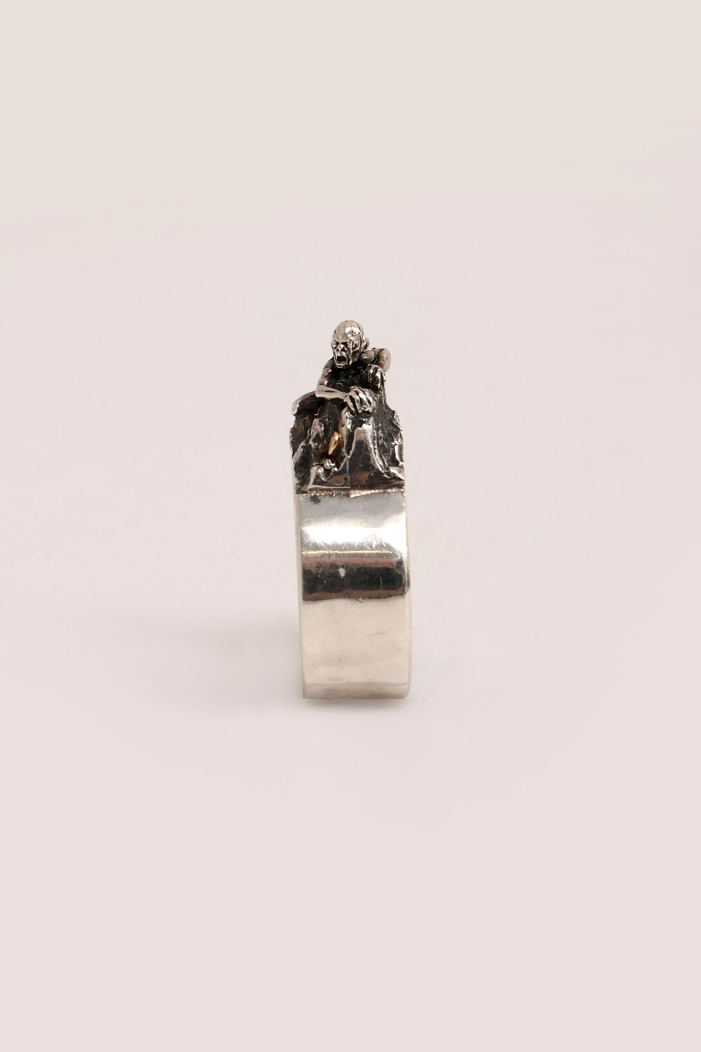 European Hand-carved silver ring Smeagol (Lord of the Rings) For Sale