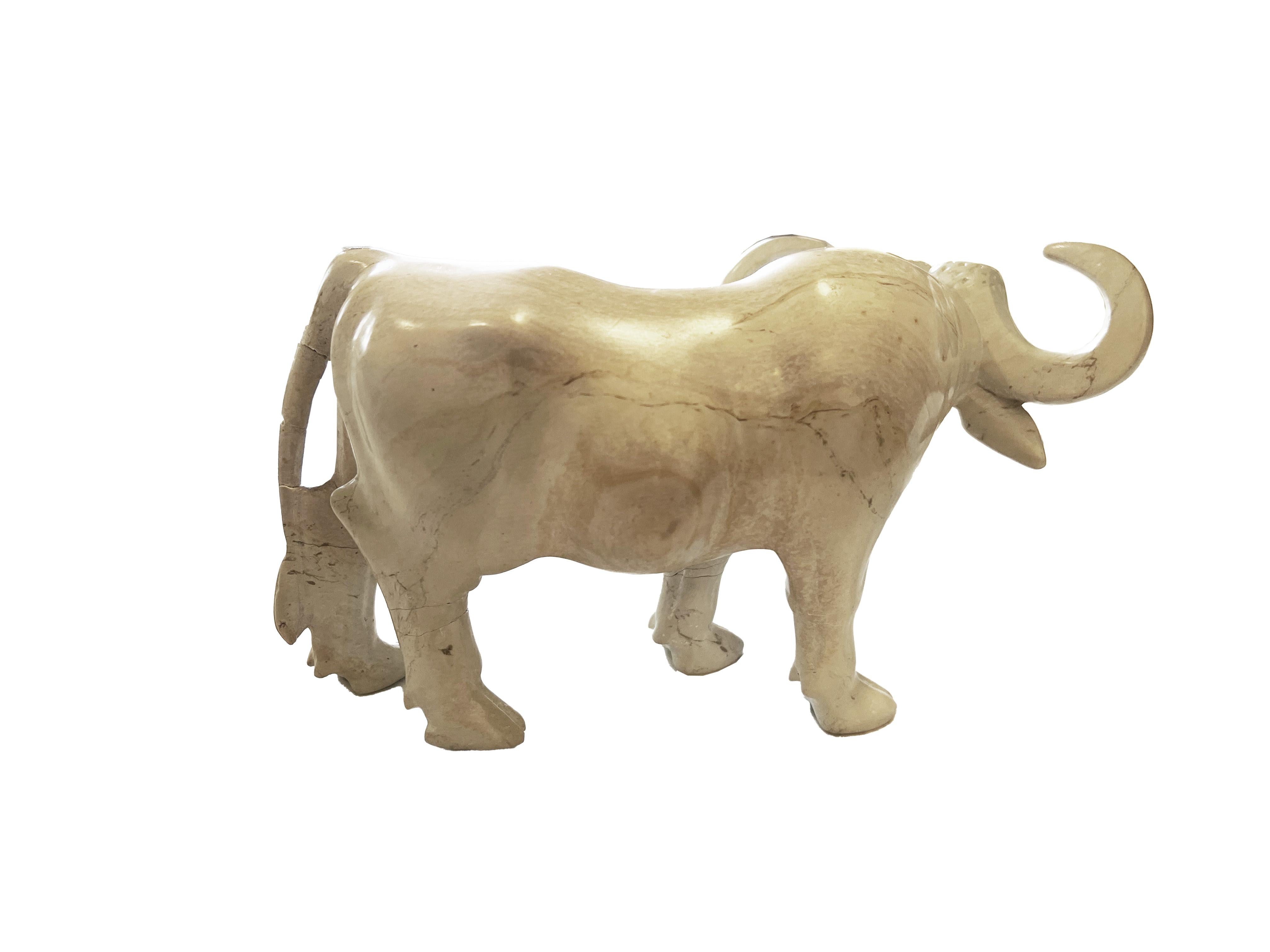 Hand Carved Soapstone Cattle In Good Condition For Sale In Scottsdale, AZ