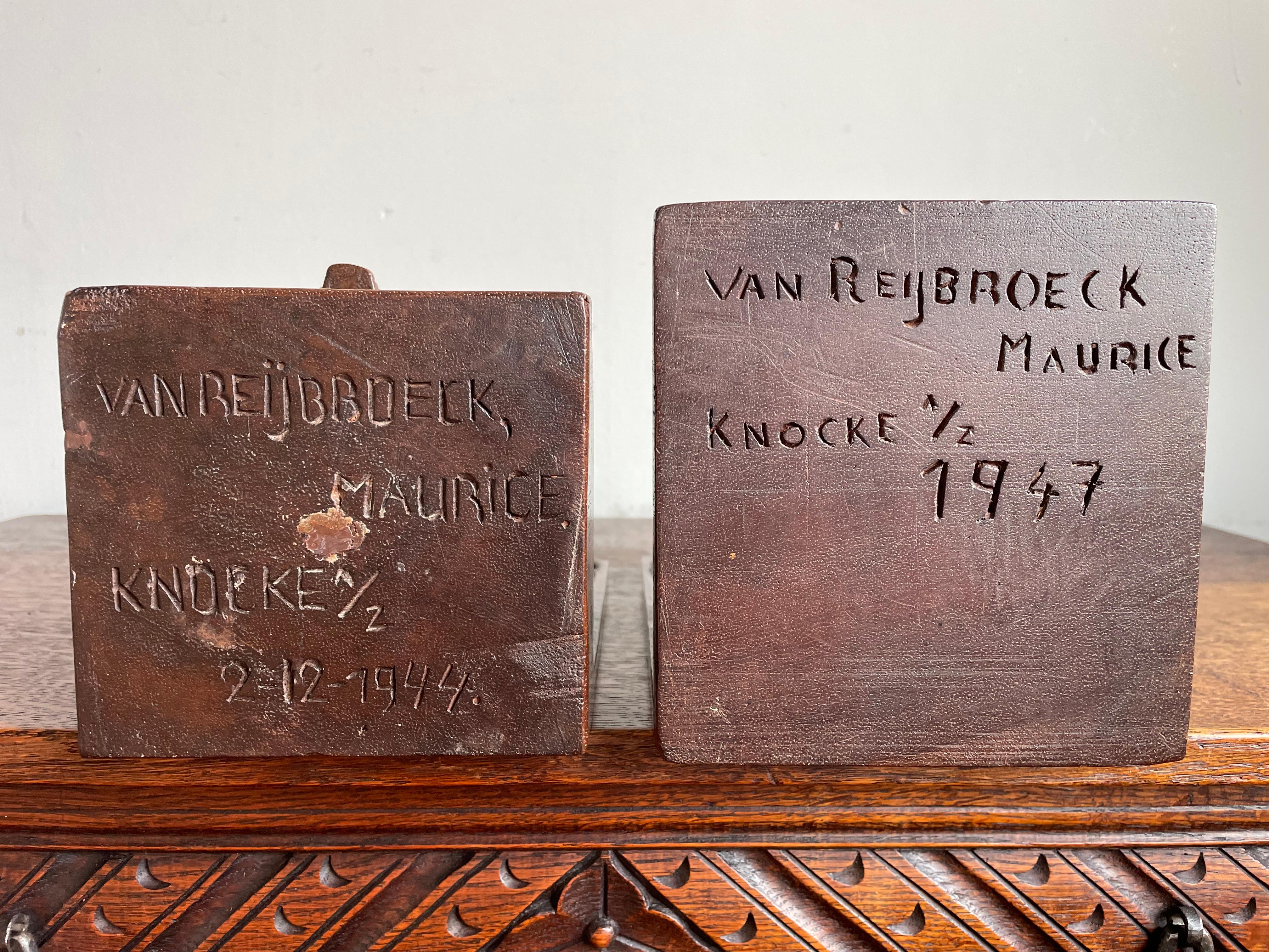 Hand Carved Solid Nutwood Gothic Revival Bible Reading Monk Chair Bookends WW2 3