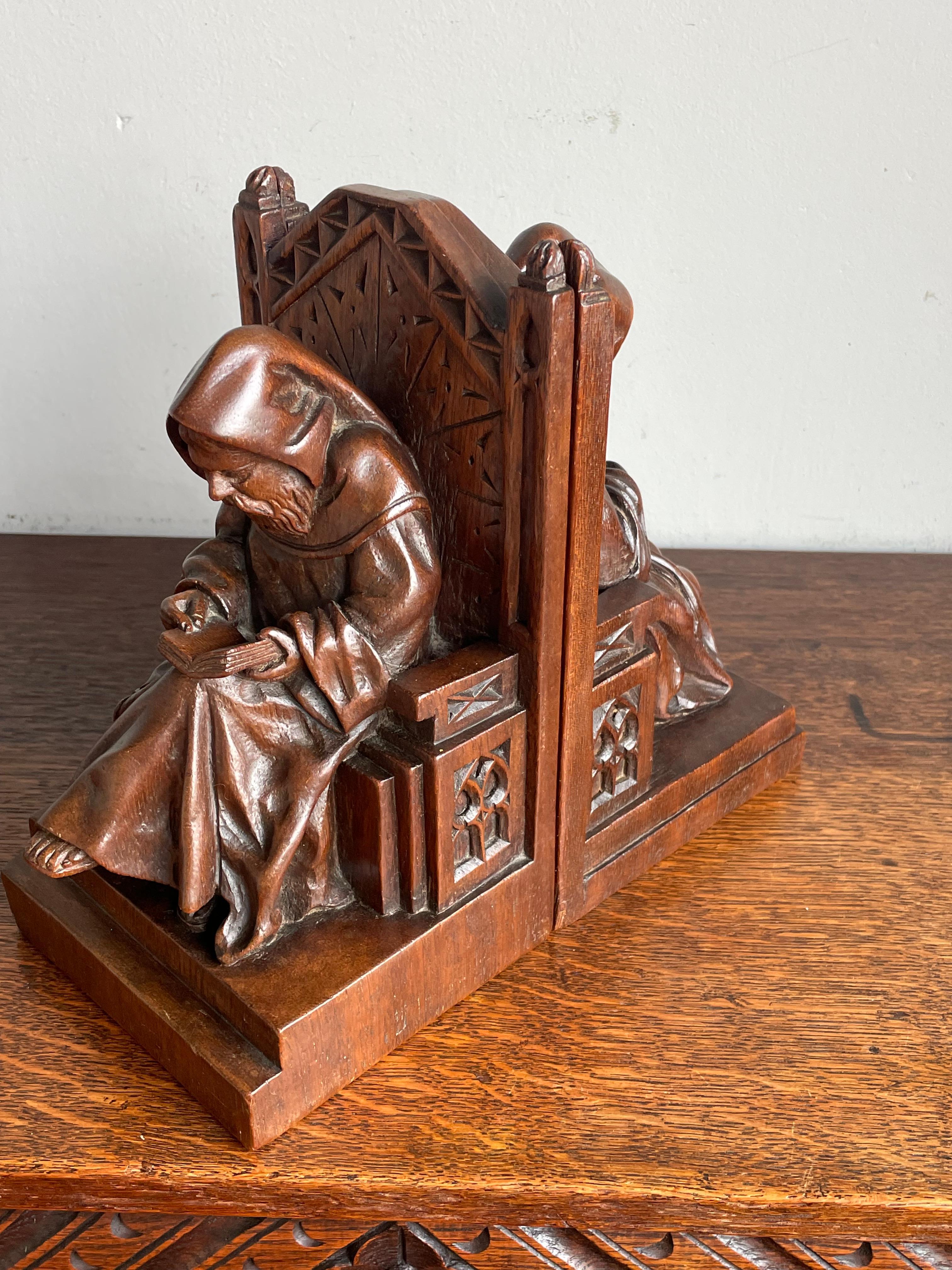 Hand Carved Solid Nutwood Gothic Revival Bible Reading Monk Chair Bookends WW2 11
