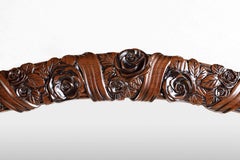 Specchio da parete Delano in legno massiccio intagliato a mano