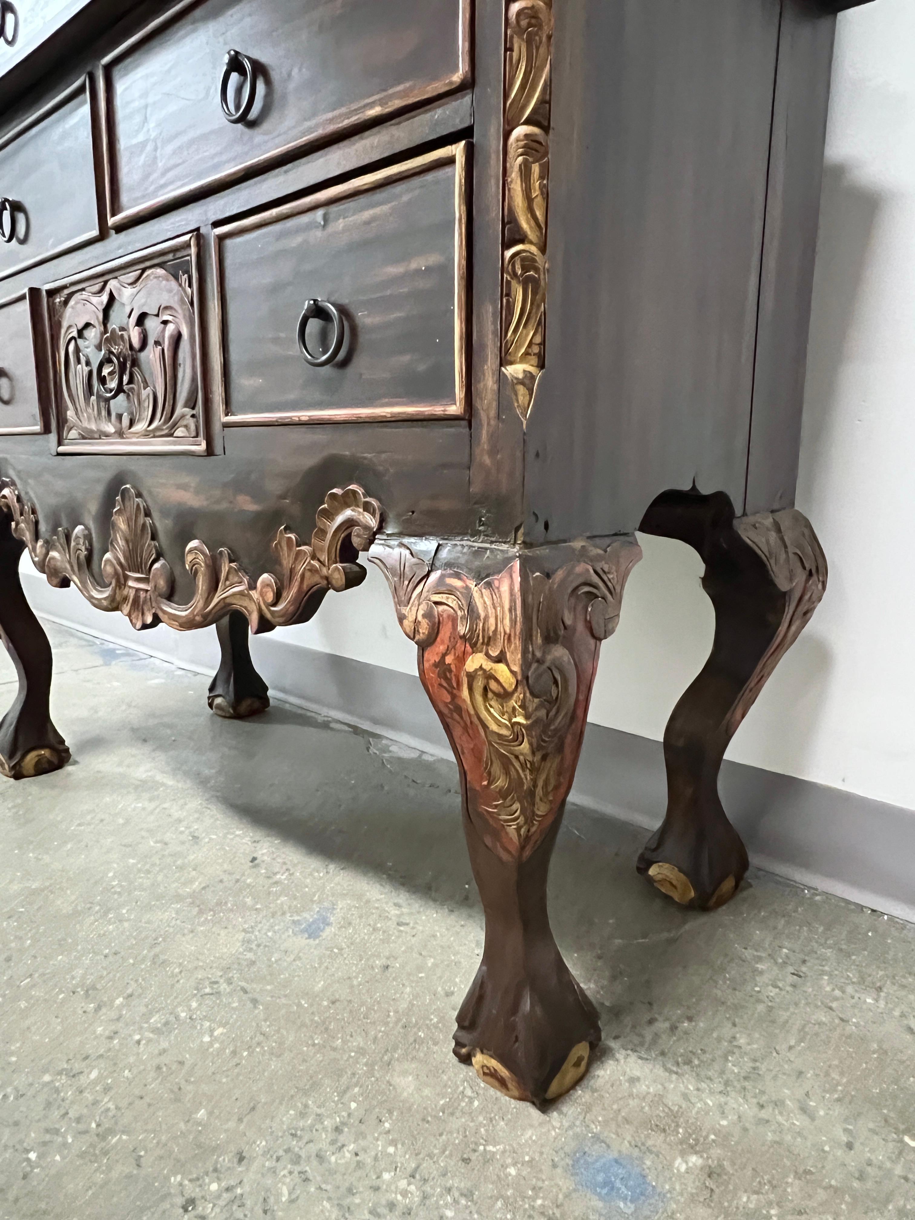 Cassapanca intagliata a mano in stile revival spagnolo, Made in Mexico, CIRCA 1960 in vendita 6