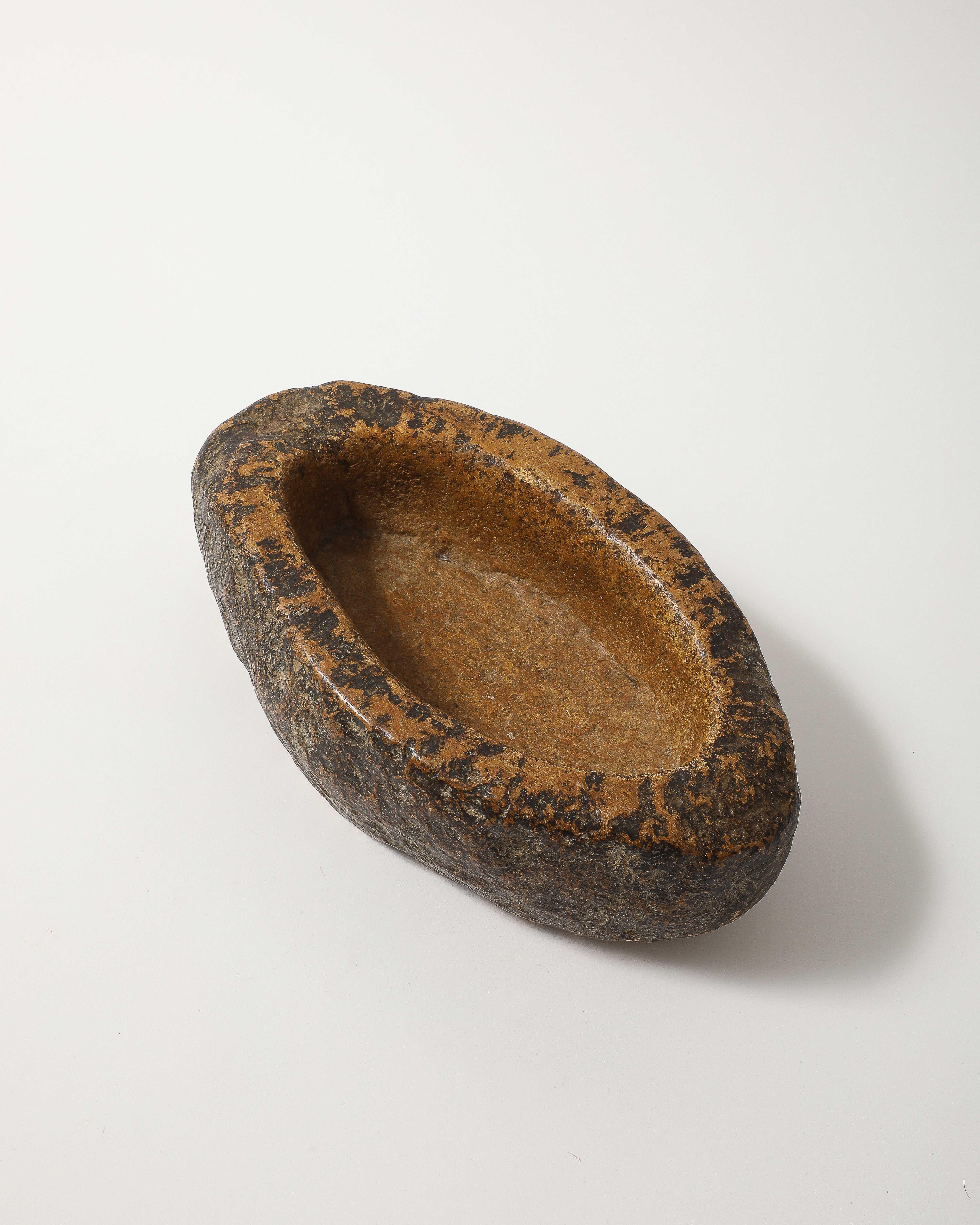 Hand Carved Stone Bowl with Organic Texture, France, 20th C For Sale 3