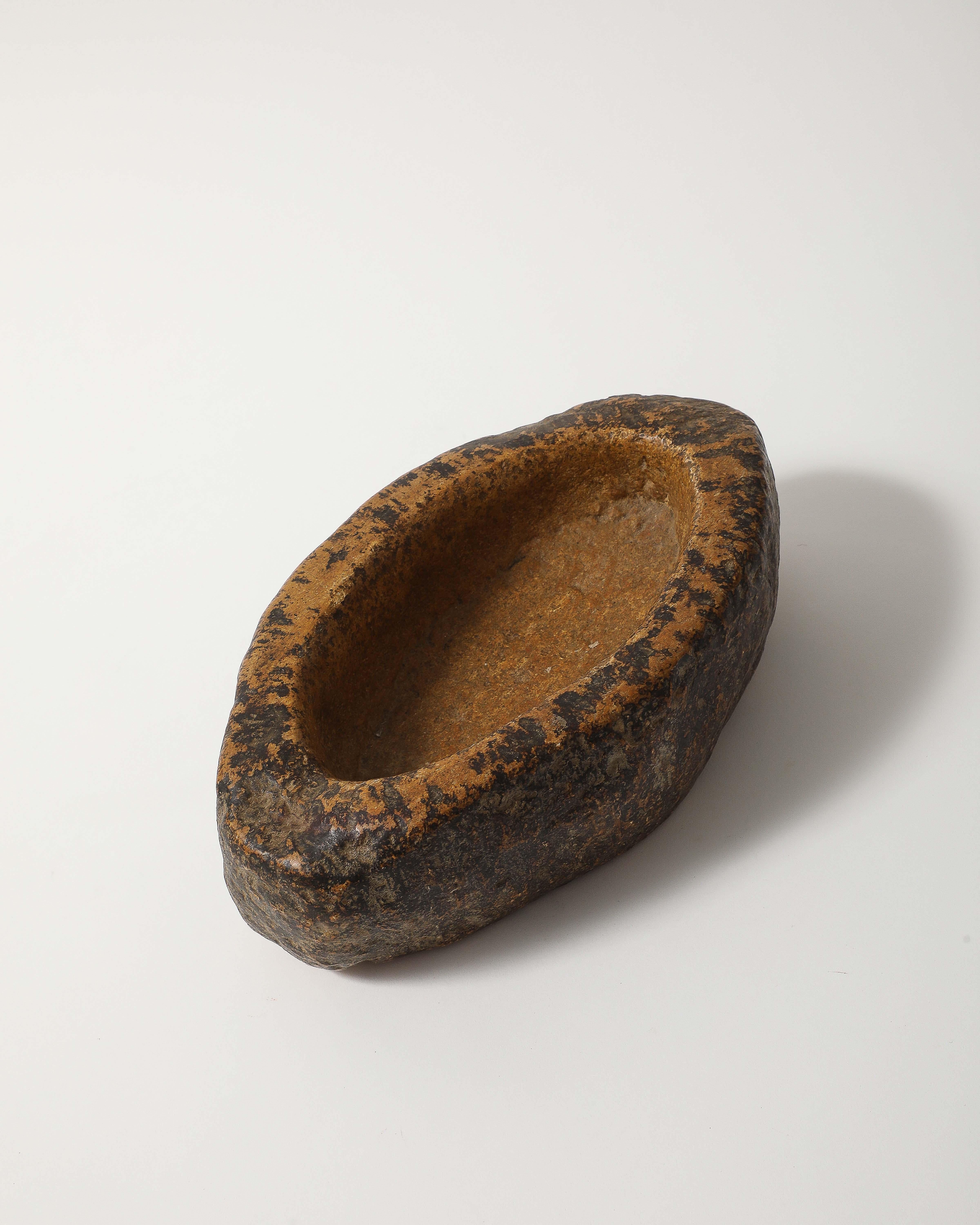 Hand Carved Stone Bowl with Organic Texture, France, 20th C For Sale 4