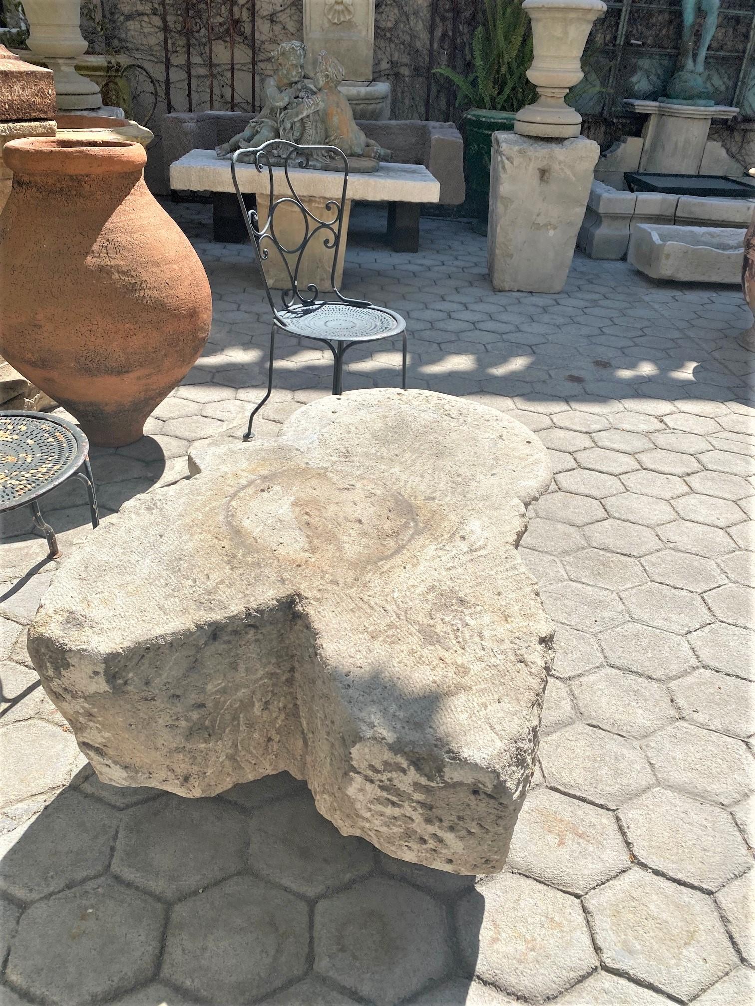 Hand Carved Stone Capital Base Side Coffee Table Garden Pedestal Antique element For Sale 7