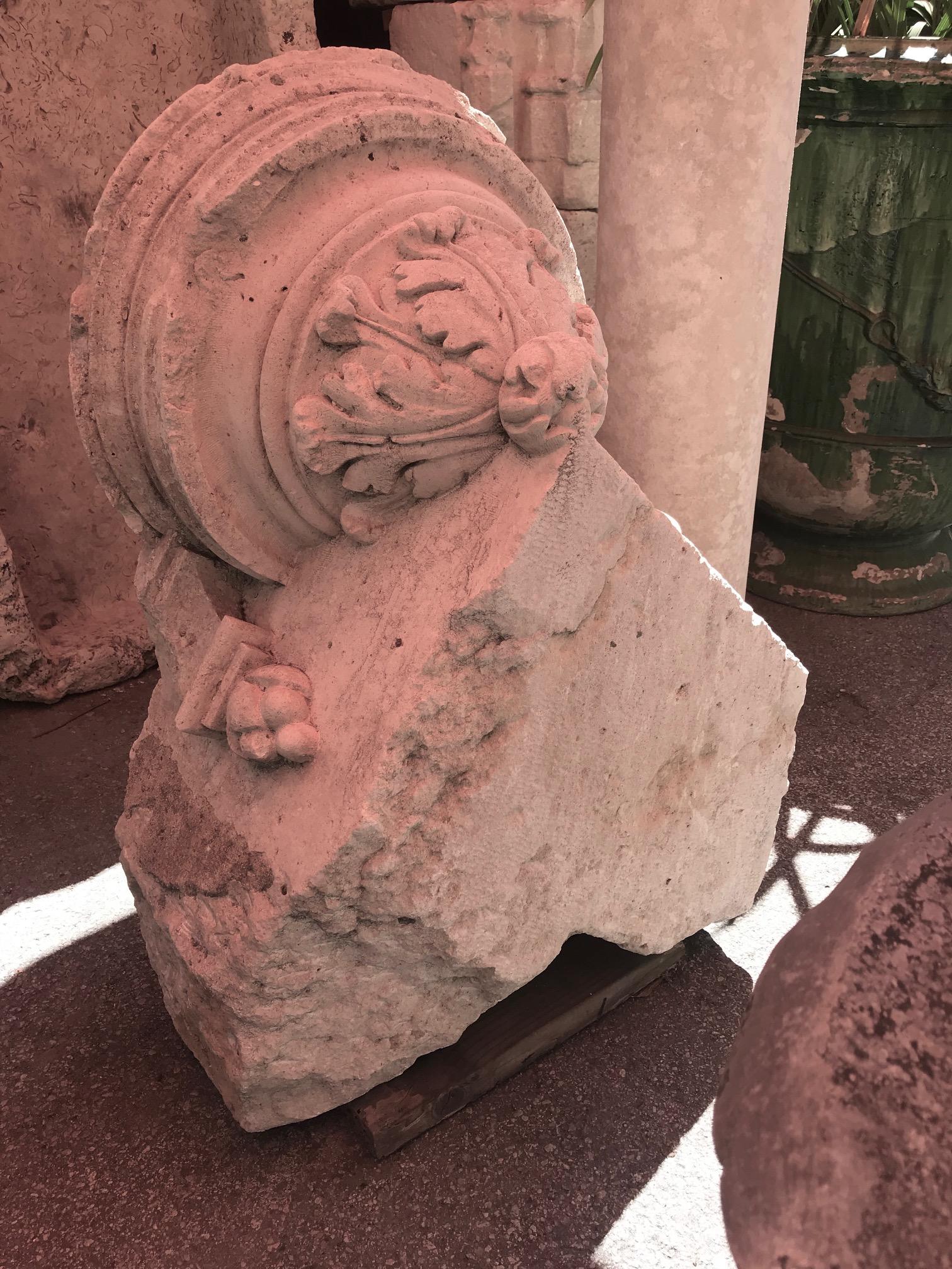 Hand Carved Stone Capital Base Side Coffee Table Garden Pedestal Antique element For Sale 14