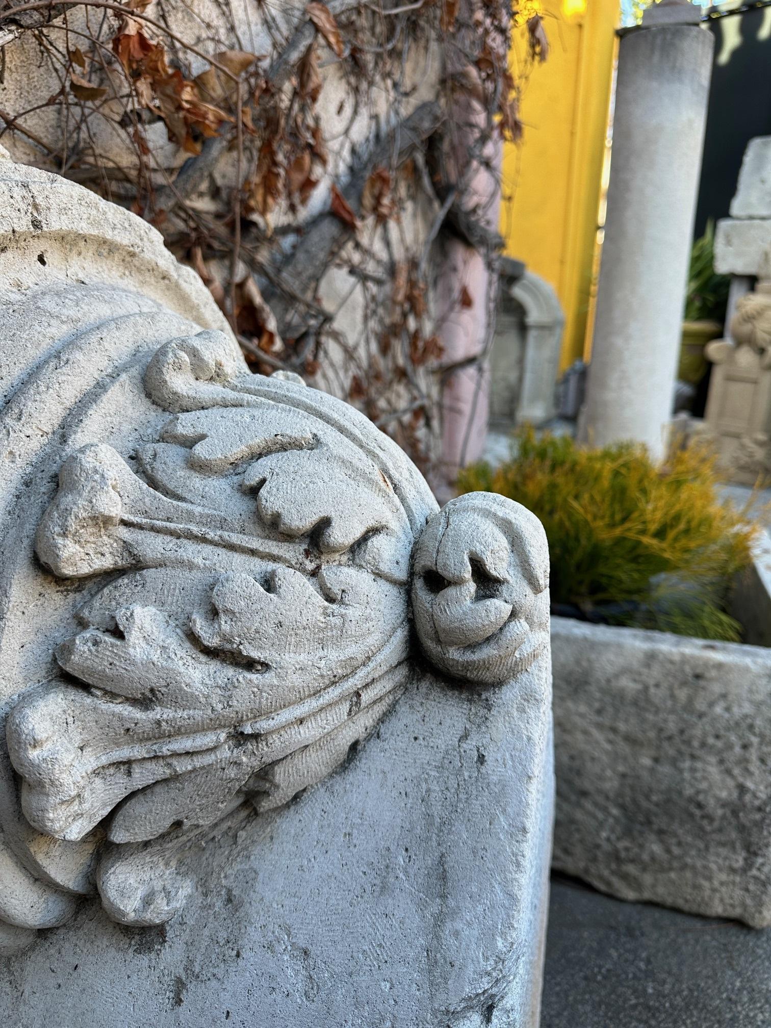 Hand Carved Stone Capital Base Side Coffee Table Garden Pedestal Antique element For Sale 3