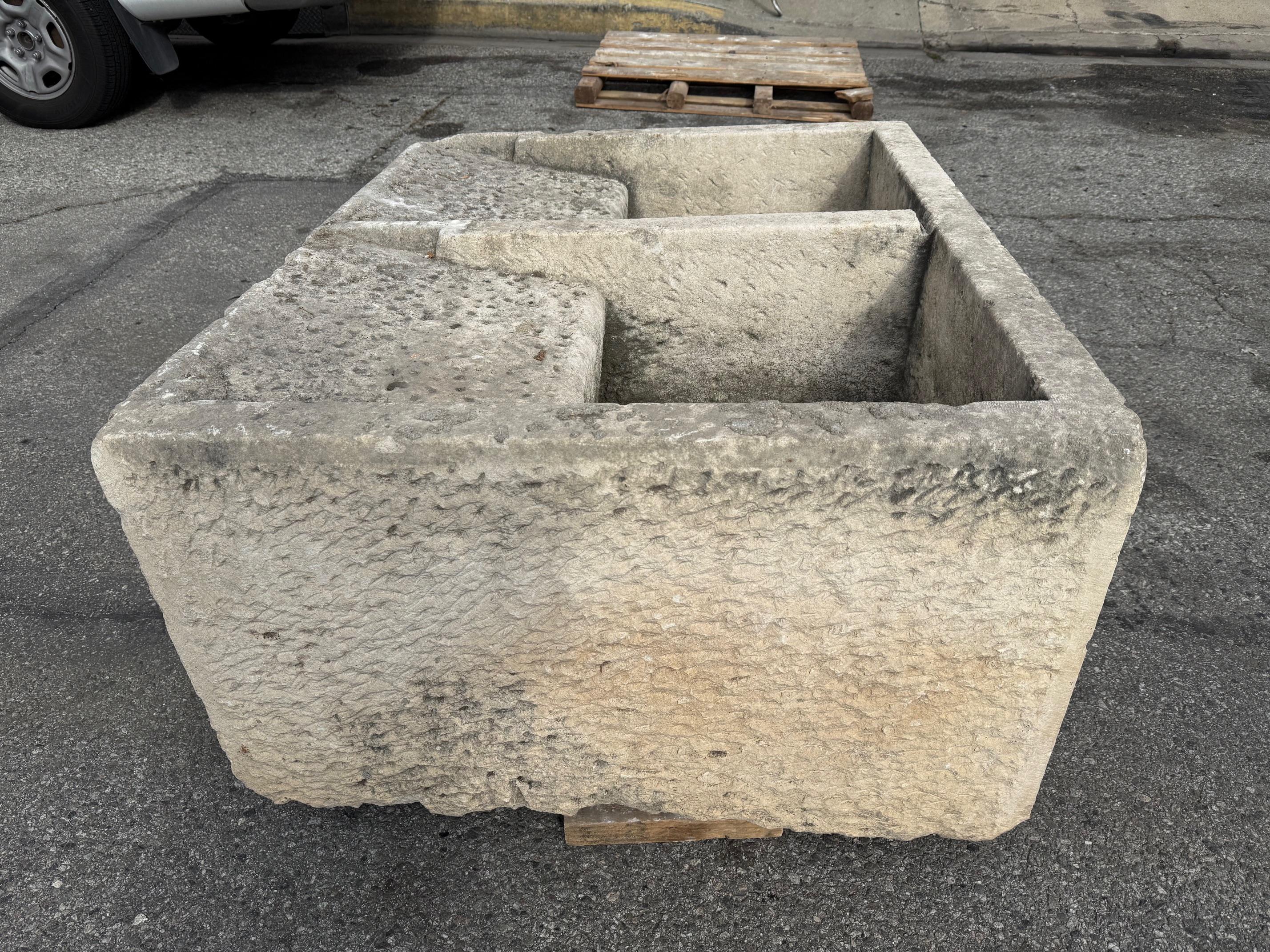 A Stone Container Fountain Basin Planter Farm Sink Trough Antique LA en vente 3