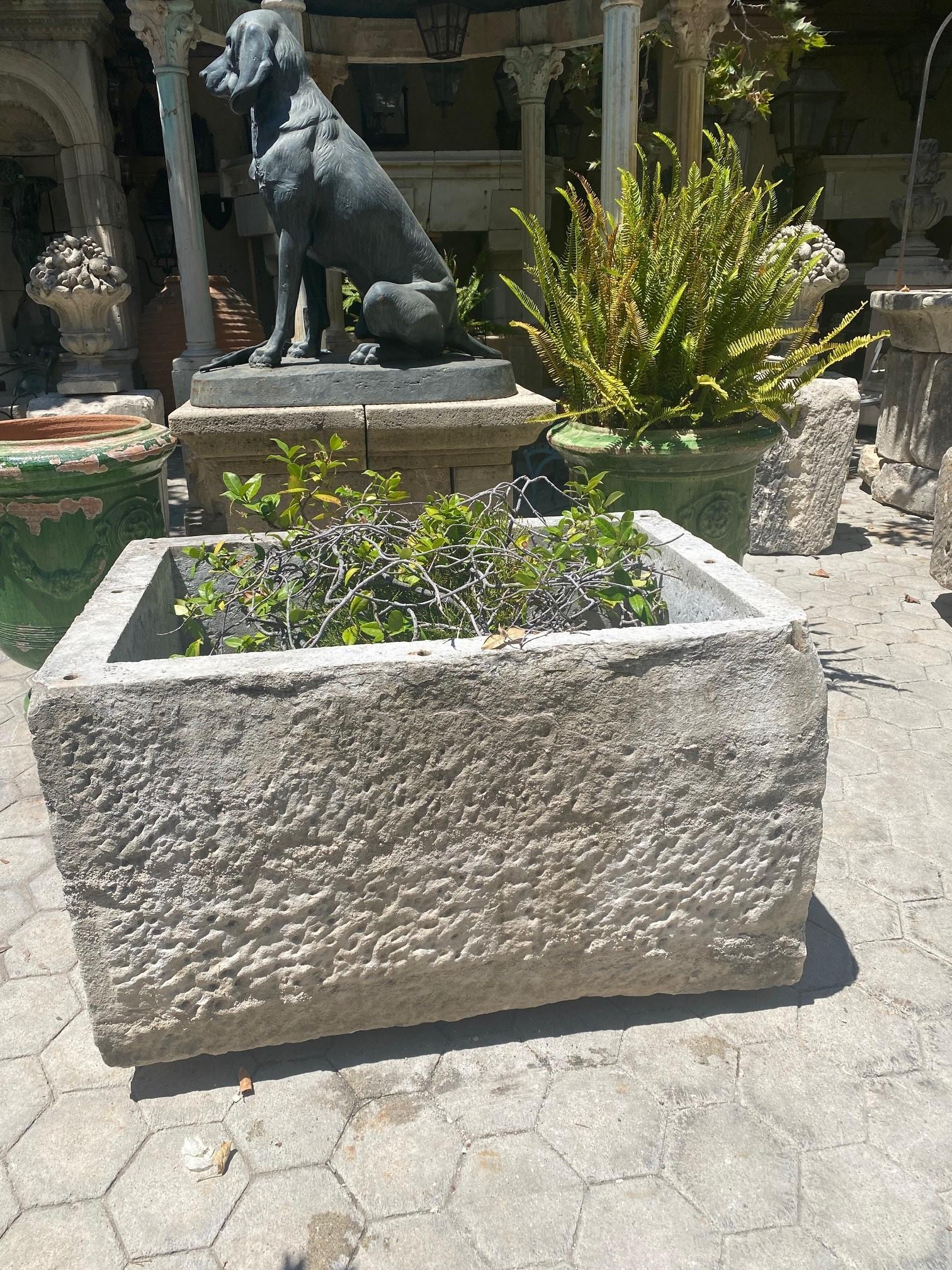 Hand Carved Stone Container Fountain Basin Tub Planter Firepit Trough Antiques In Good Condition For Sale In West Hollywood, CA