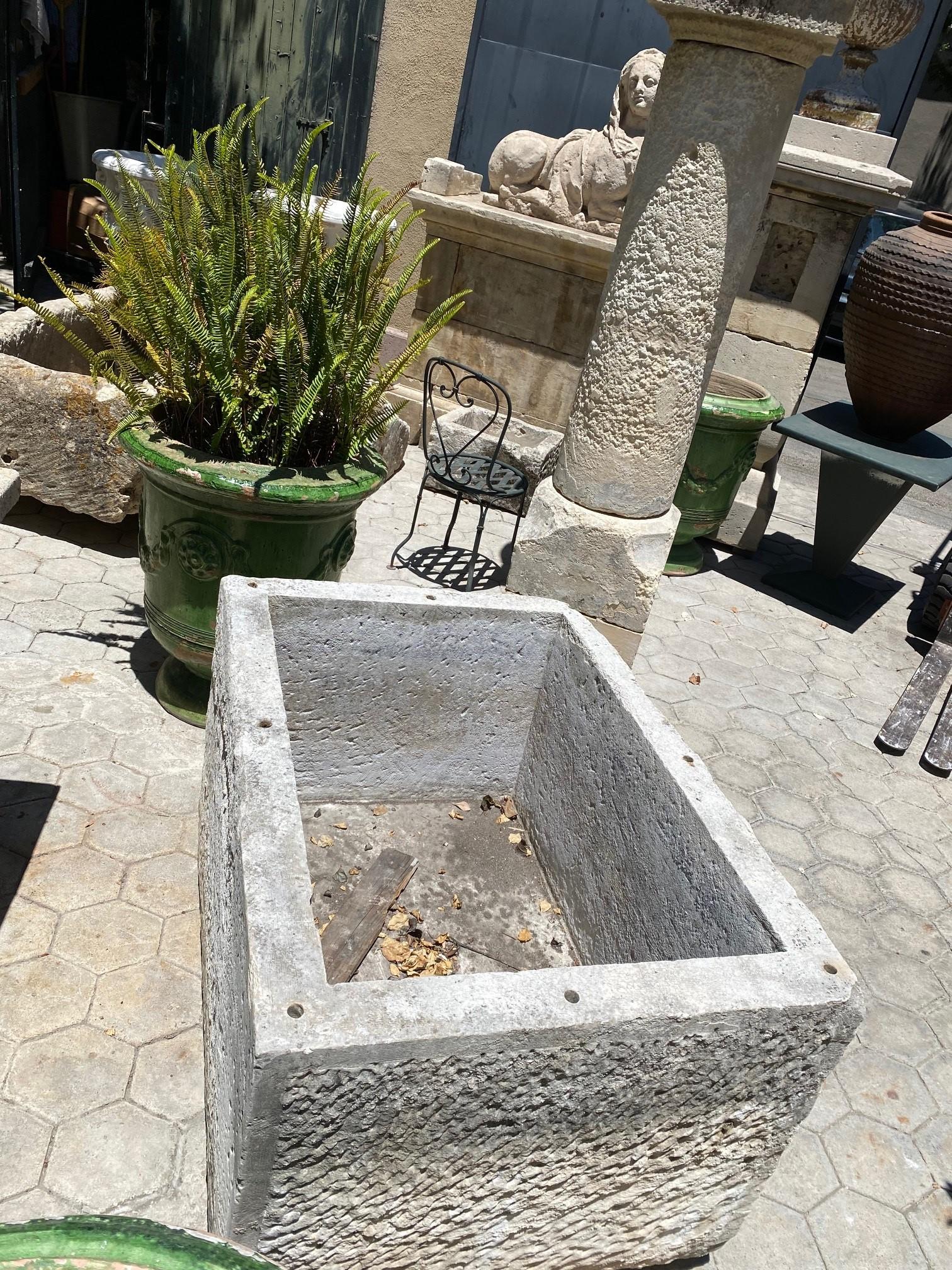 Handgeschnitzter Steinbehälter Brunnen Becken Wanne Pflanzer Feuerstelle Trog Antiquitäten im Angebot 1
