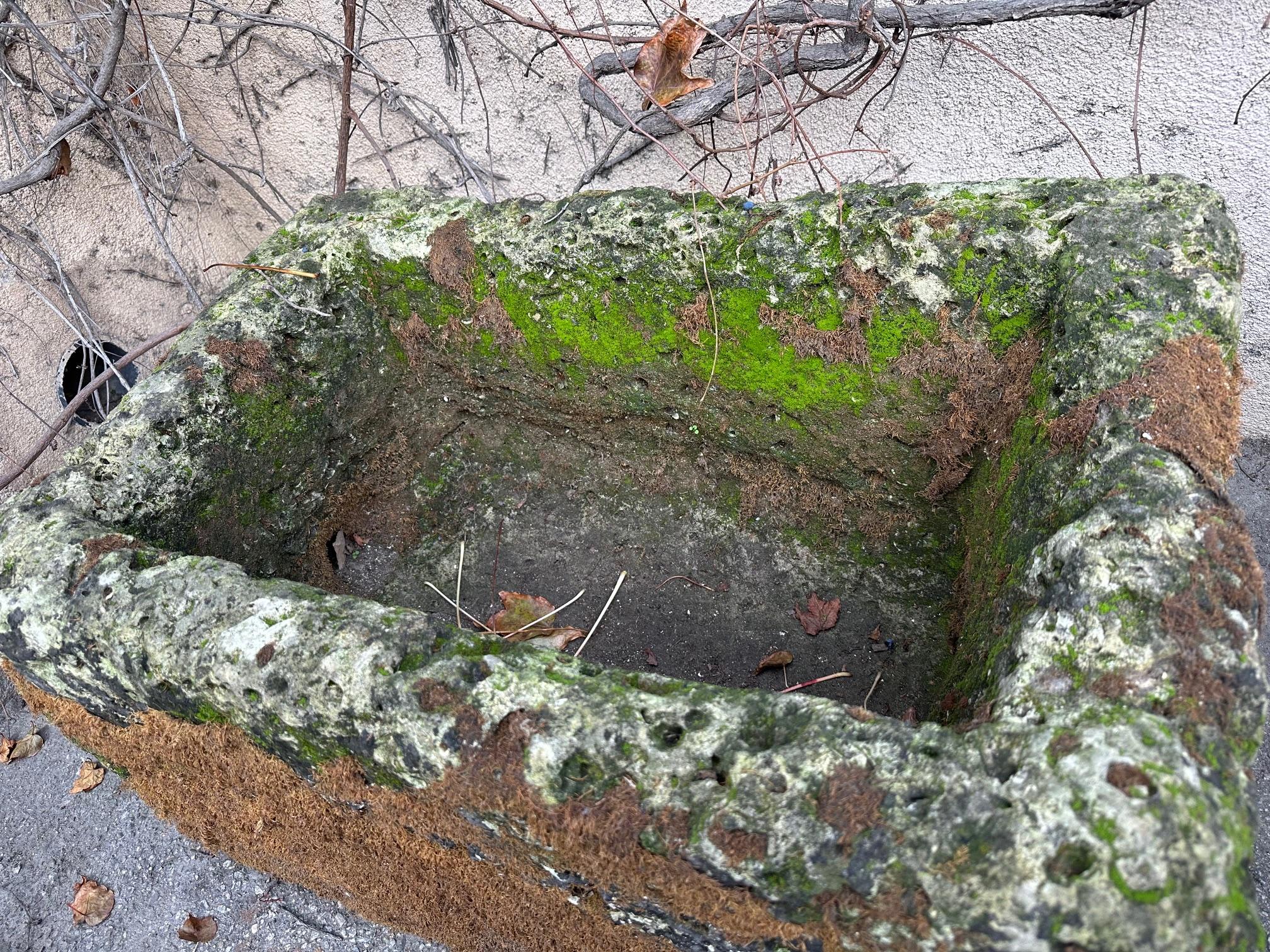 A Stone Container Fountain Trough Basin Planter Antique Farm Sink LA en vente 11