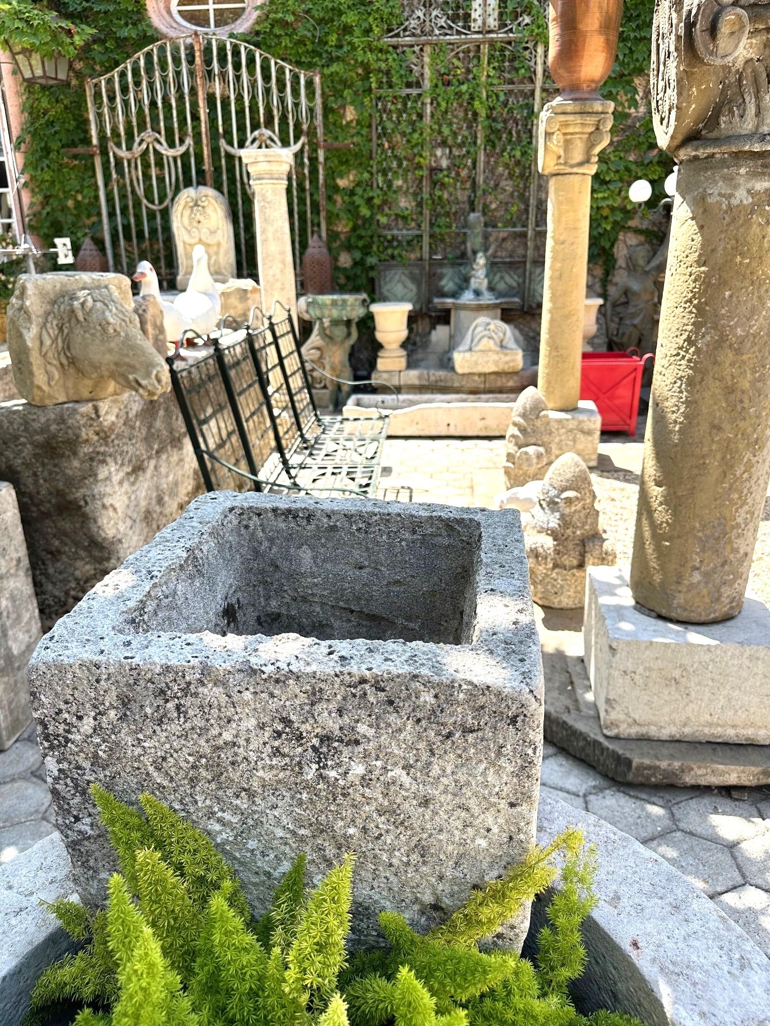 Jardinera de piedra tallada a mano Jardinera Lavabo de granja antiguo LA en venta 2