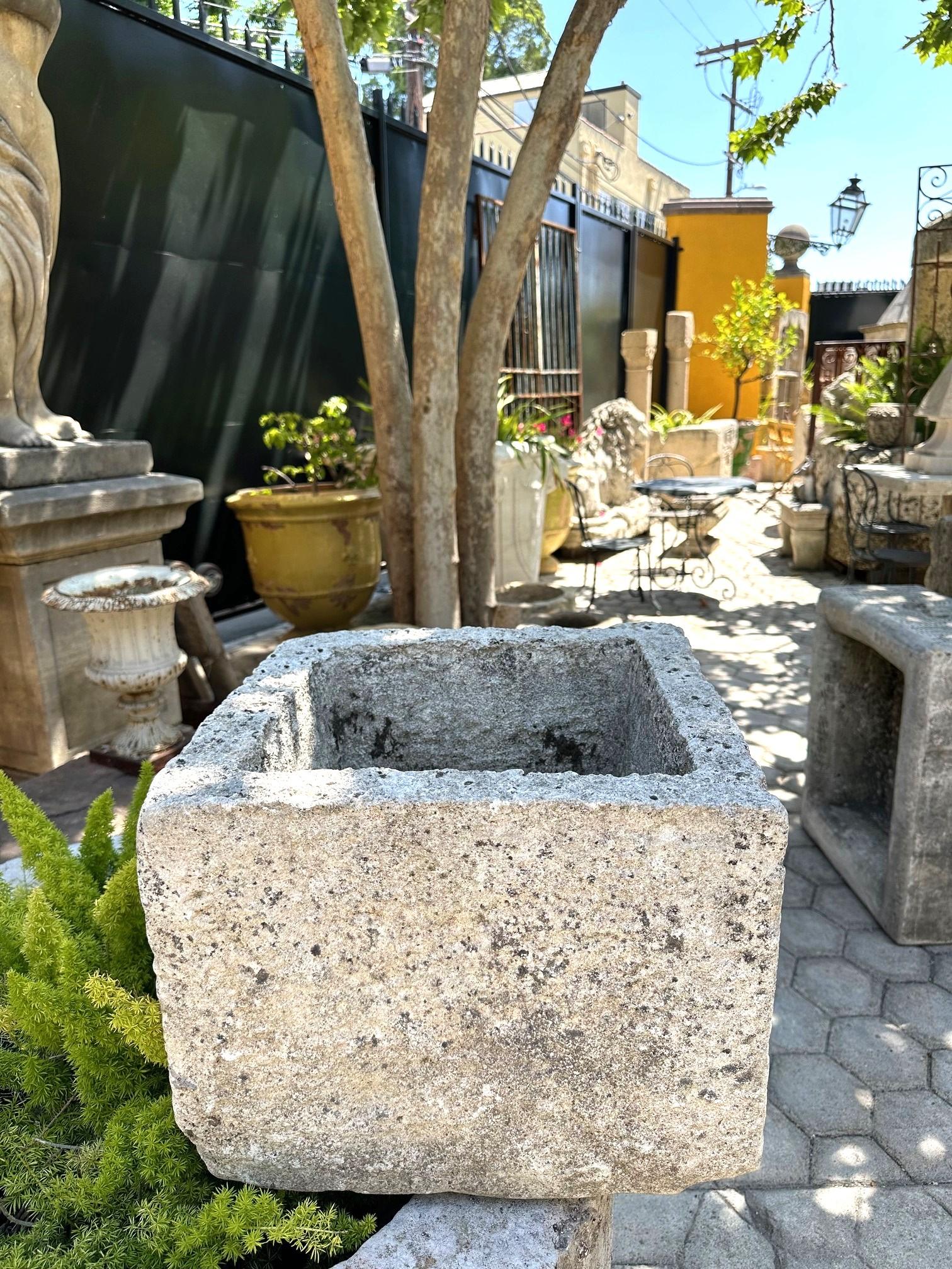 jardineras de piedra antiguas
