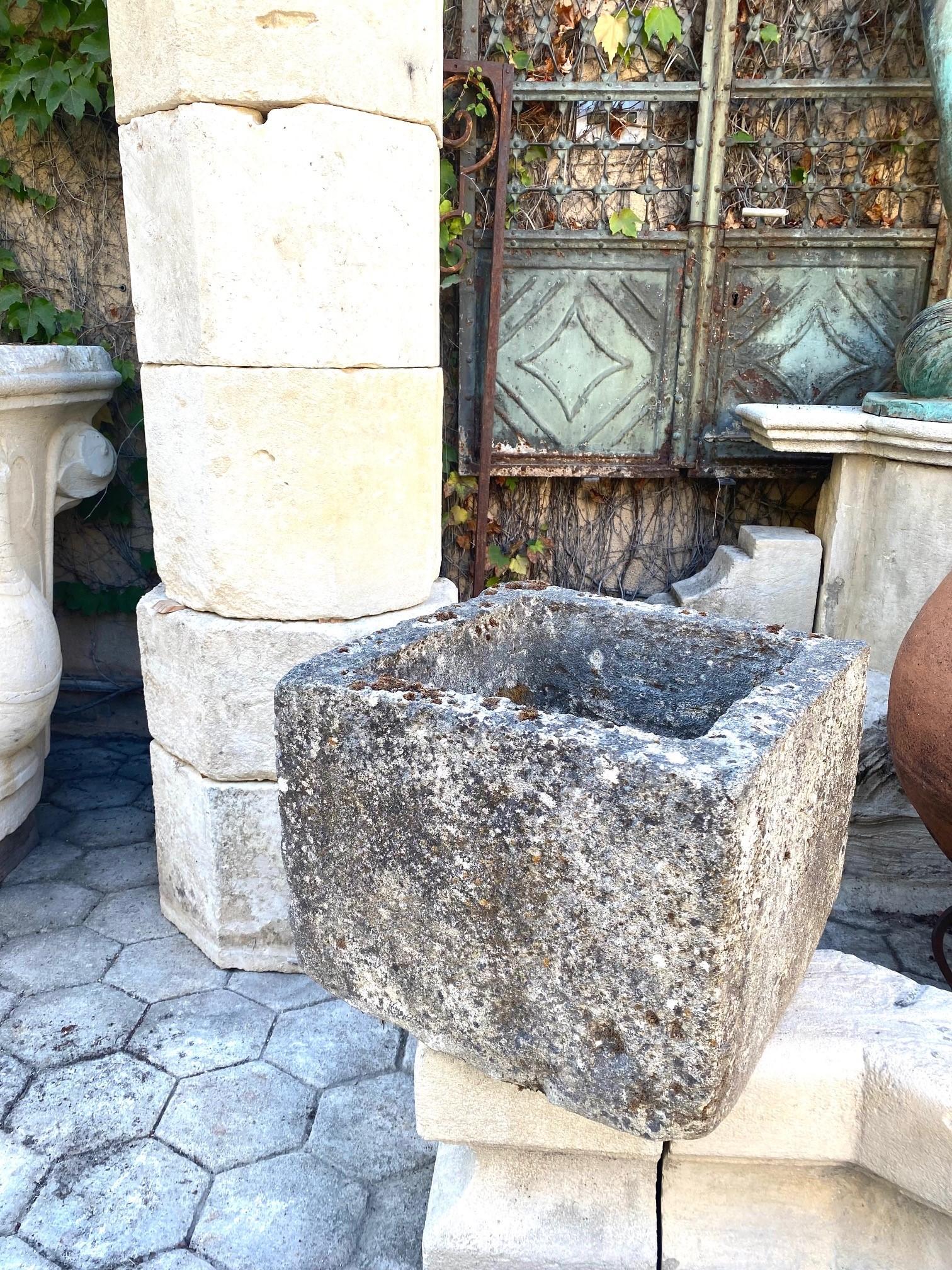 18th Century Hand Carved Stone Container Jardinière Trough Basin Planter Antique Farm Sink LA For Sale