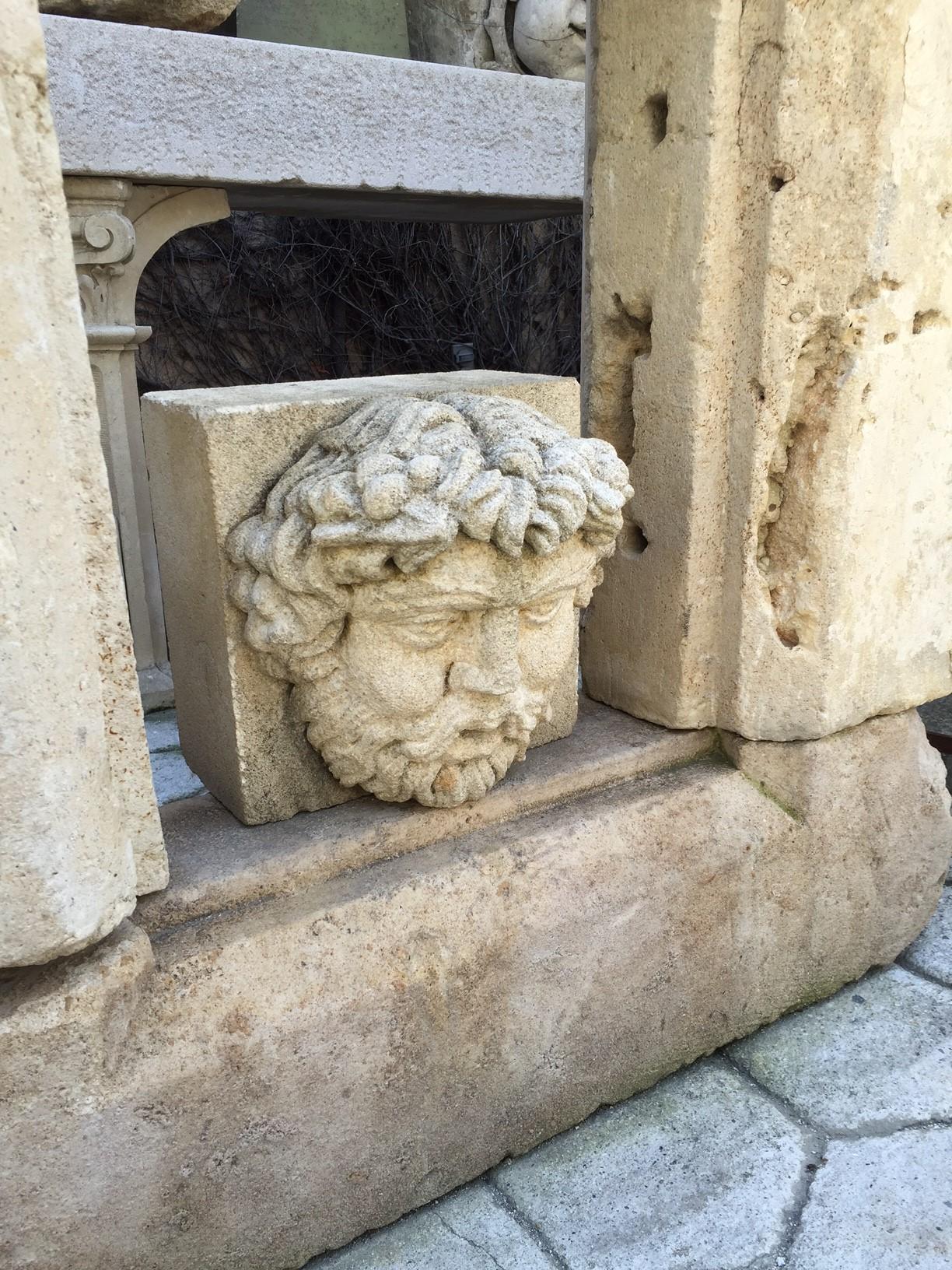 wasserauslauf brunnen antik