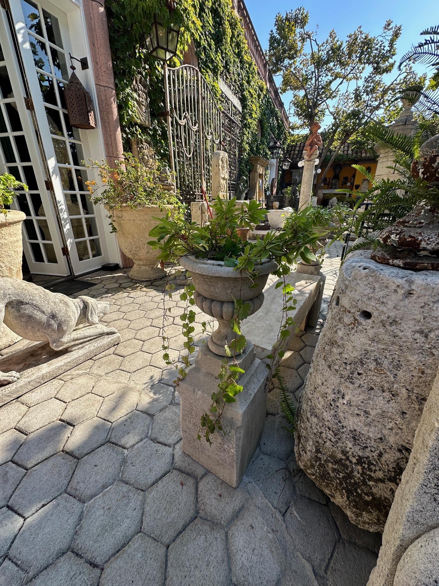 The Elemental Garden Stone Hand Carved Garden Bench Seat & Side Jardinière Urns Rustic Elements LA CA en vente 10