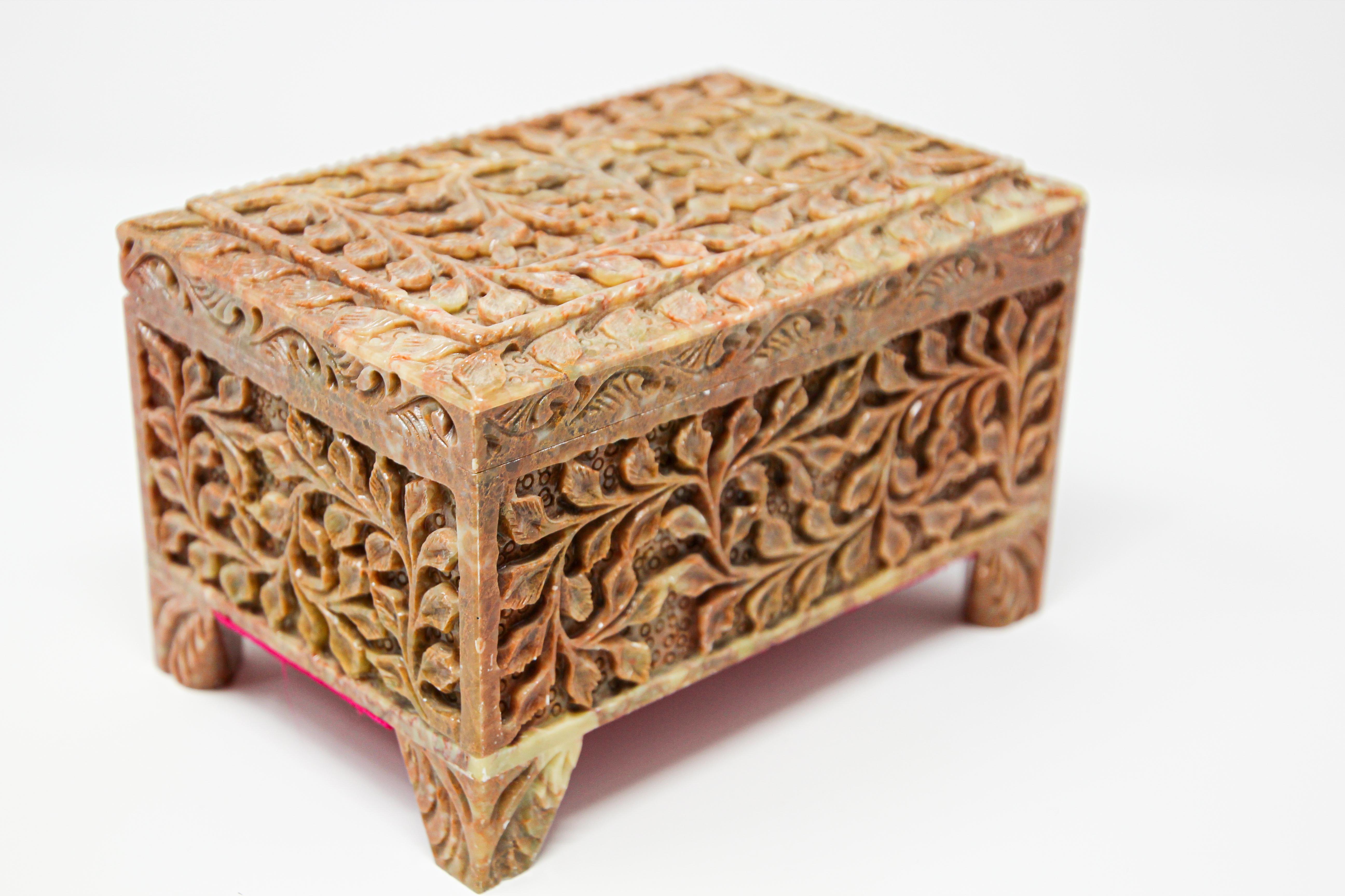 hand carved jewelry box