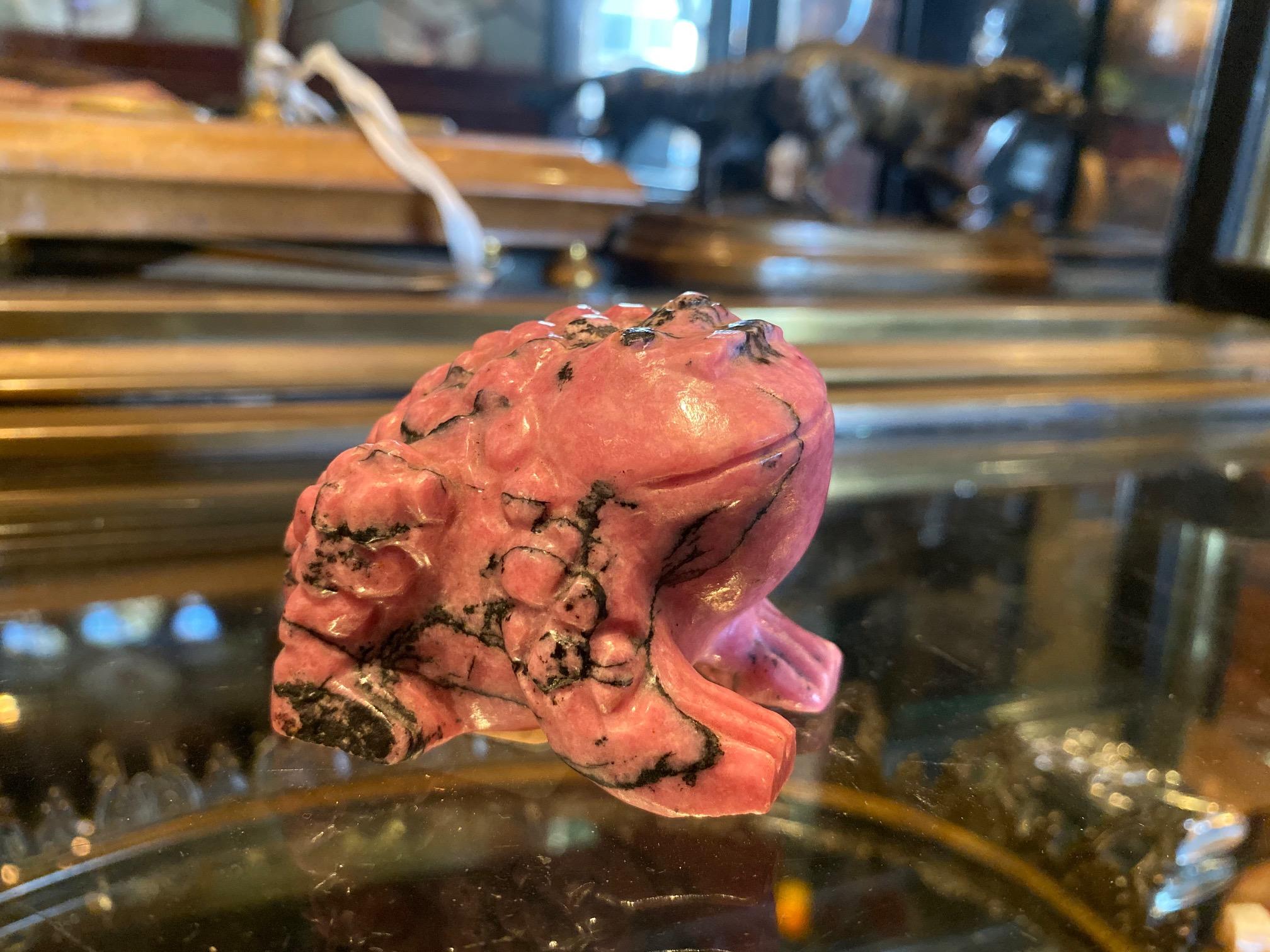 Handgeschnitzte Briefbeschwerer-Skulptur aus Stein, Skulptur, Dekoratives antikes Geschenk Idea LA im Zustand „Gut“ im Angebot in West Hollywood, CA