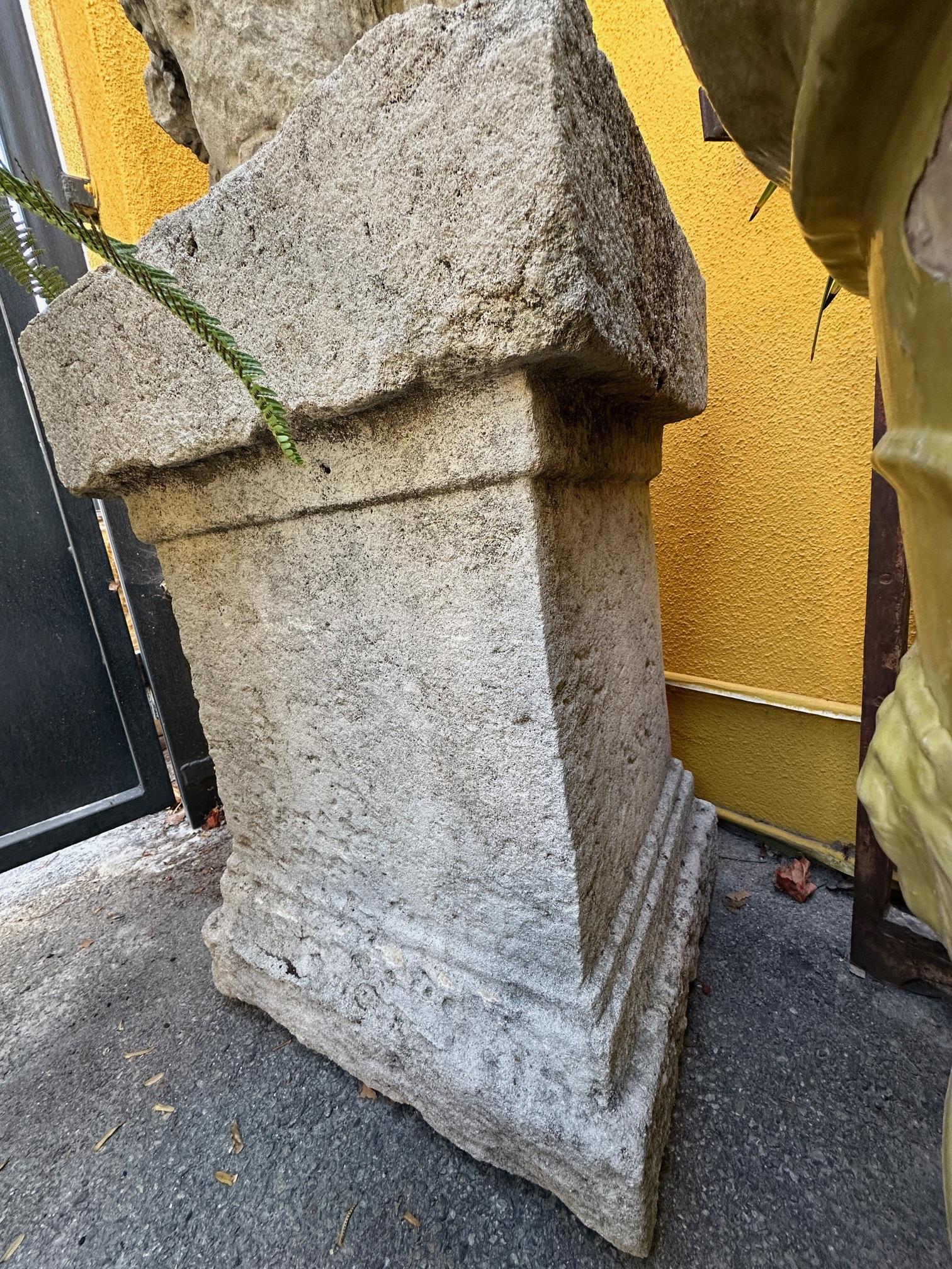 Hand Carved Stone Pedestal Column Post Fountain Base Center block center piece In Fair Condition In West Hollywood, CA